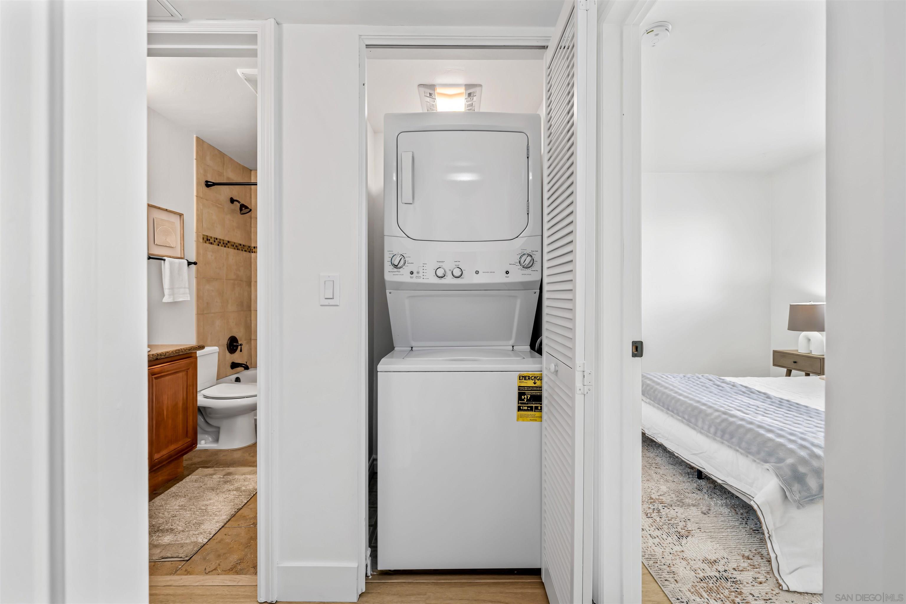 Detail Gallery Image 26 of 36 For 1030  Robinson Ave  #111,  San Diego,  CA 92103 - 2 Beds | 2 Baths