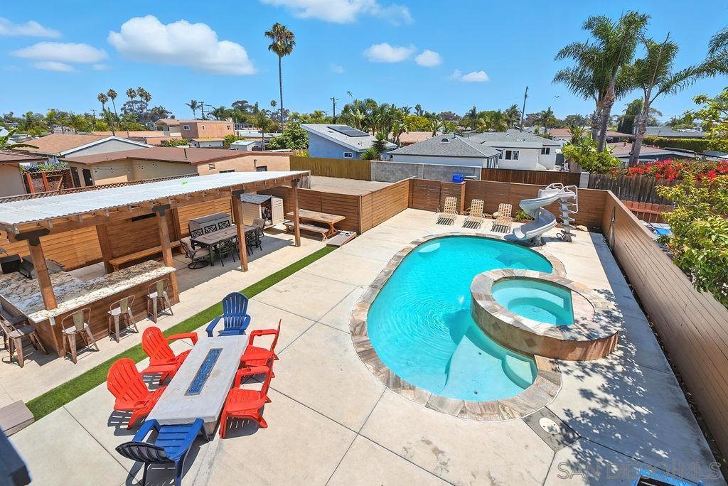 Detail Gallery Image 15 of 47 For 520  Grant Street, Oceanside,  CA 92054 - 5 Beds | 3 Baths