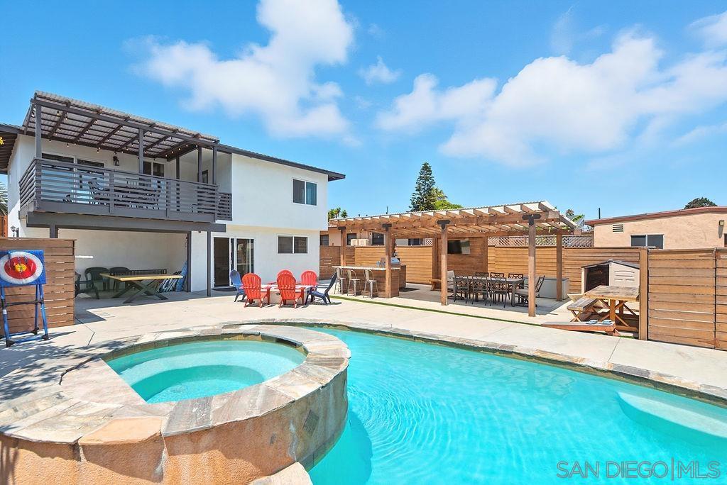 Detail Gallery Image 36 of 47 For 520  Grant Street, Oceanside,  CA 92054 - 5 Beds | 3 Baths