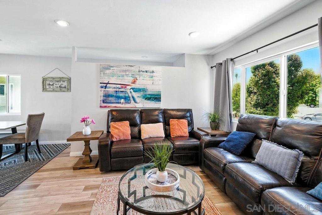 Detail Gallery Image 9 of 47 For 520  Grant Street, Oceanside,  CA 92054 - 5 Beds | 3 Baths