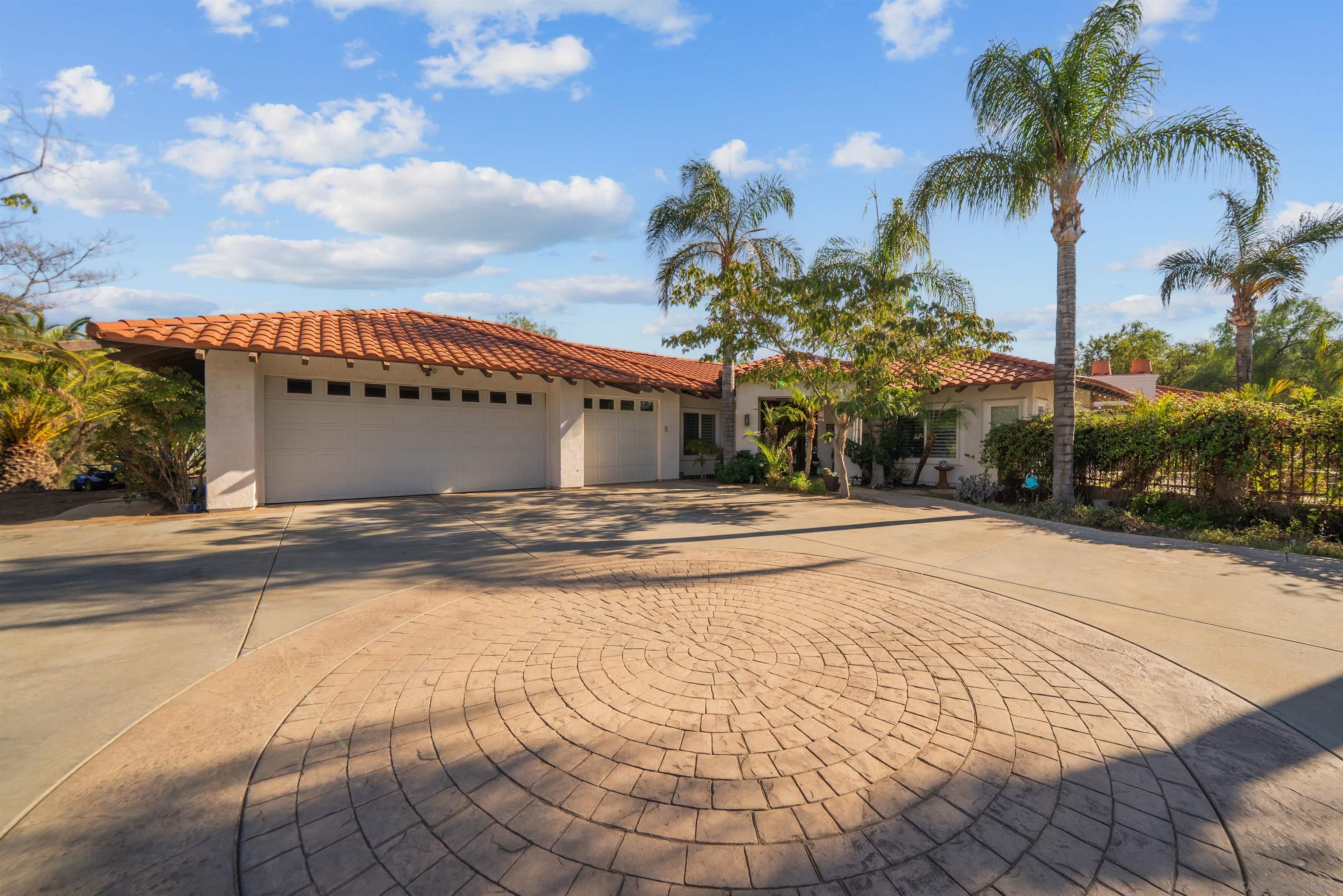 Detail Gallery Image 3 of 56 For 30920  Palm Ave, Hemet,  CA 92543 - 4 Beds | 2/1 Baths