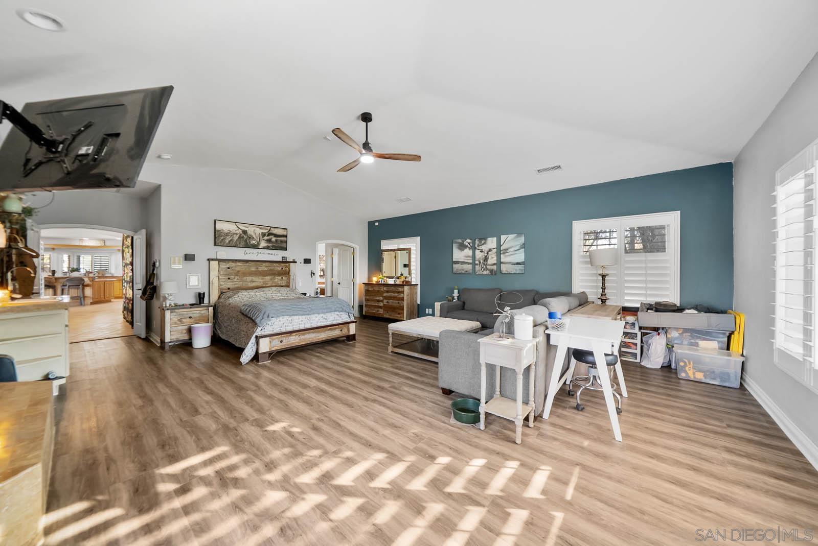 Detail Gallery Image 22 of 56 For 30920  Palm Ave, Hemet,  CA 92543 - 4 Beds | 2/1 Baths