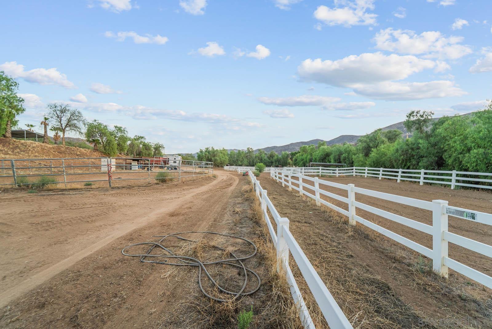 Detail Gallery Image 39 of 56 For 30920  Palm Ave, Hemet,  CA 92543 - 4 Beds | 2/1 Baths