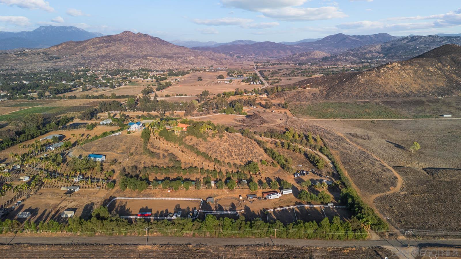 Detail Gallery Image 45 of 56 For 30920  Palm Ave, Hemet,  CA 92543 - 4 Beds | 2/1 Baths