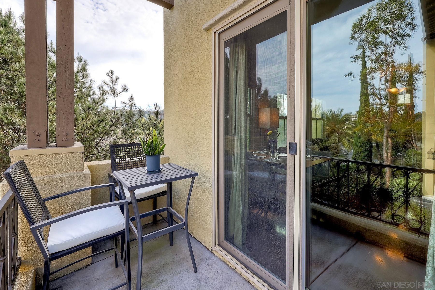 Detail Gallery Image 13 of 42 For 2674  Escala Circle, San Diego,  CA 92108 - 3 Beds | 3/1 Baths