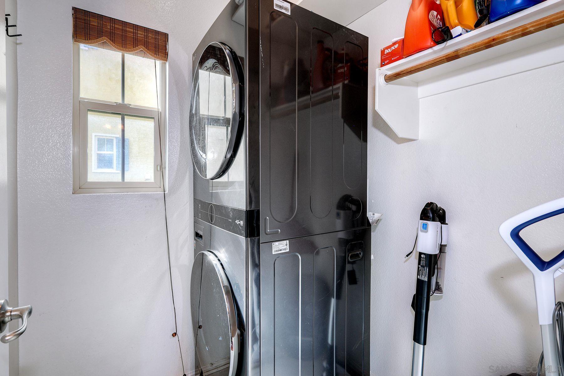 Detail Gallery Image 31 of 42 For 2674  Escala Circle, San Diego,  CA 92108 - 3 Beds | 3/1 Baths