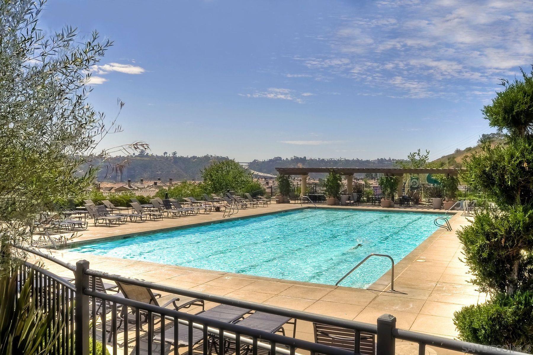 Detail Gallery Image 35 of 42 For 2674  Escala Circle, San Diego,  CA 92108 - 3 Beds | 3/1 Baths