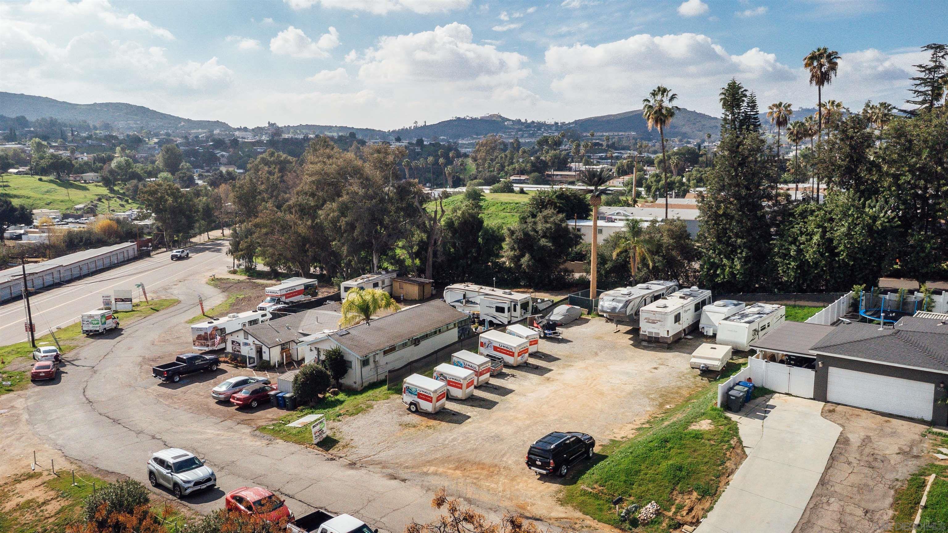 Detail Gallery Image 4 of 9 For 13606  Hwy 8 Business, Lakeside,  CA 92040 - – Beds | – Baths