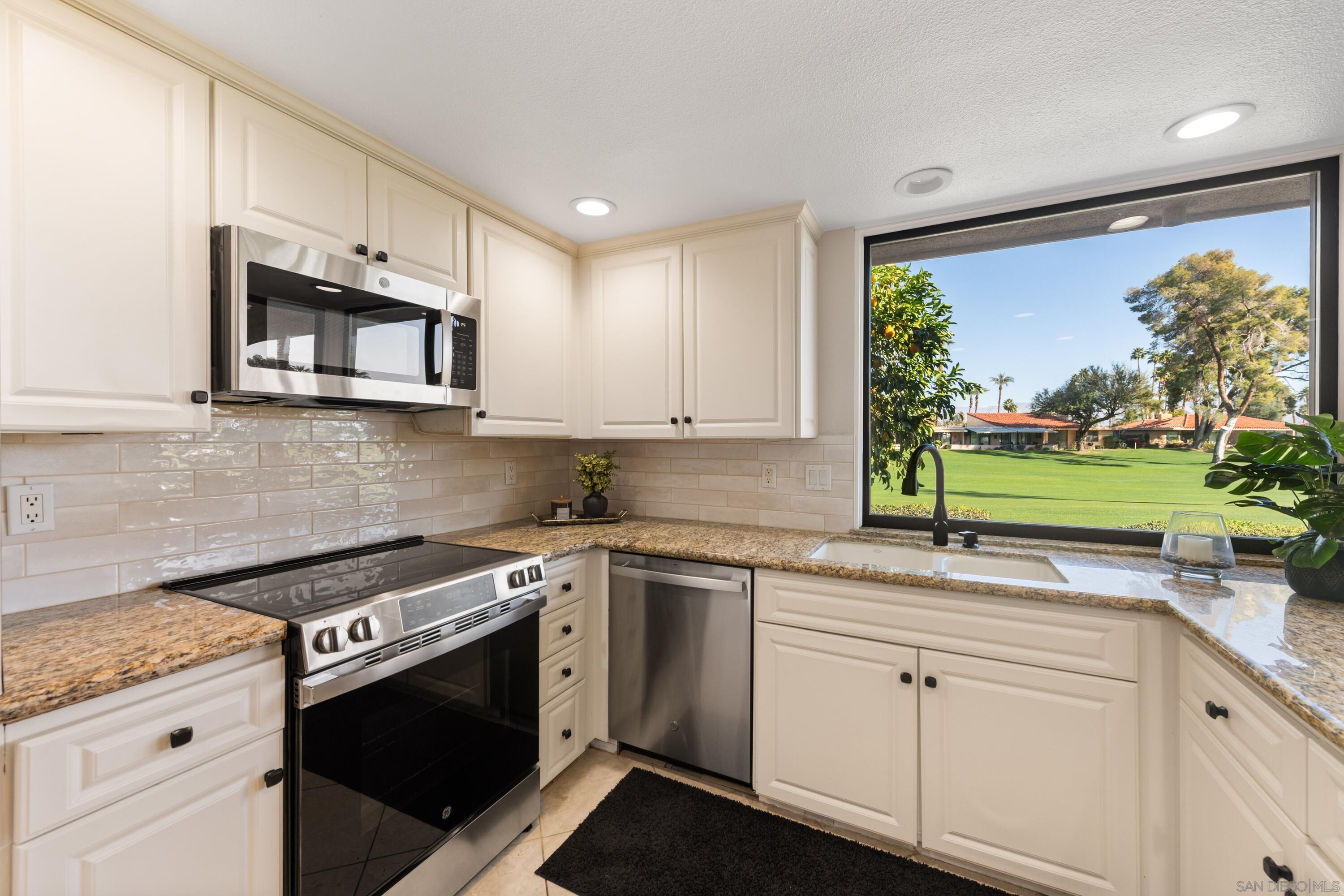 Detail Gallery Image 14 of 50 For 86  Sunrise, Rancho Mirage,  CA 92270 - 3 Beds | 2 Baths