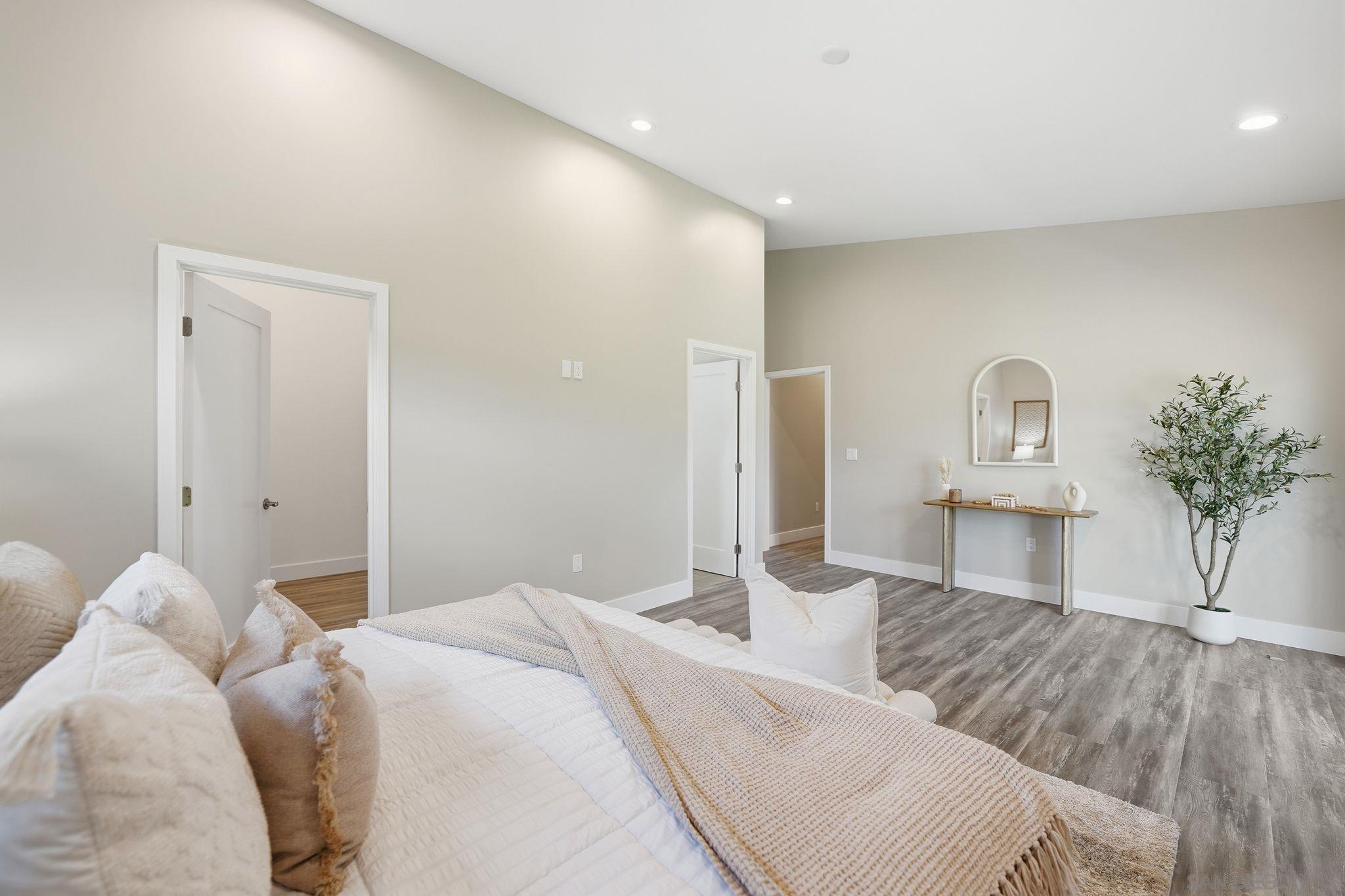 Detail Gallery Image 34 of 74 For 9965  Dunbar Lane, El Cajon,  CA 92021 - 5 Beds | 3/1 Baths