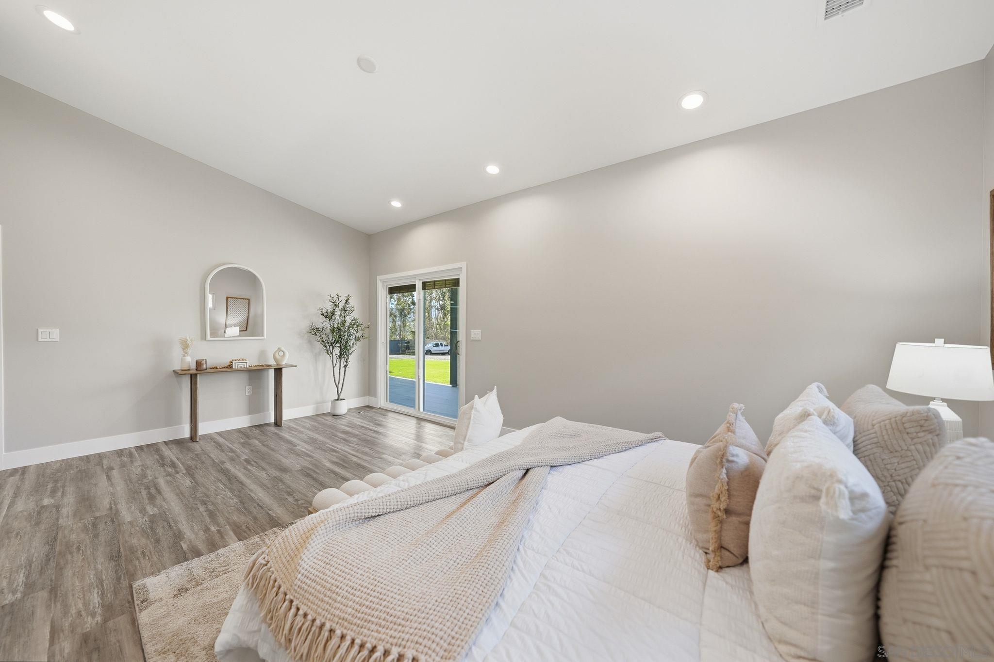 Detail Gallery Image 35 of 74 For 9965  Dunbar Lane, El Cajon,  CA 92021 - 5 Beds | 3/1 Baths