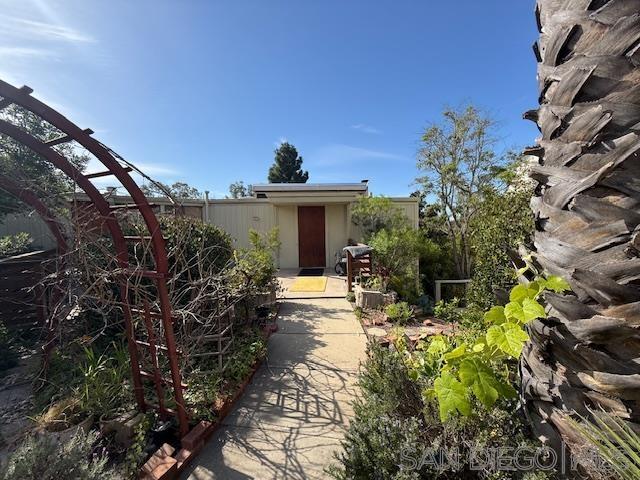 Front Image Thumbnail for SD260002952