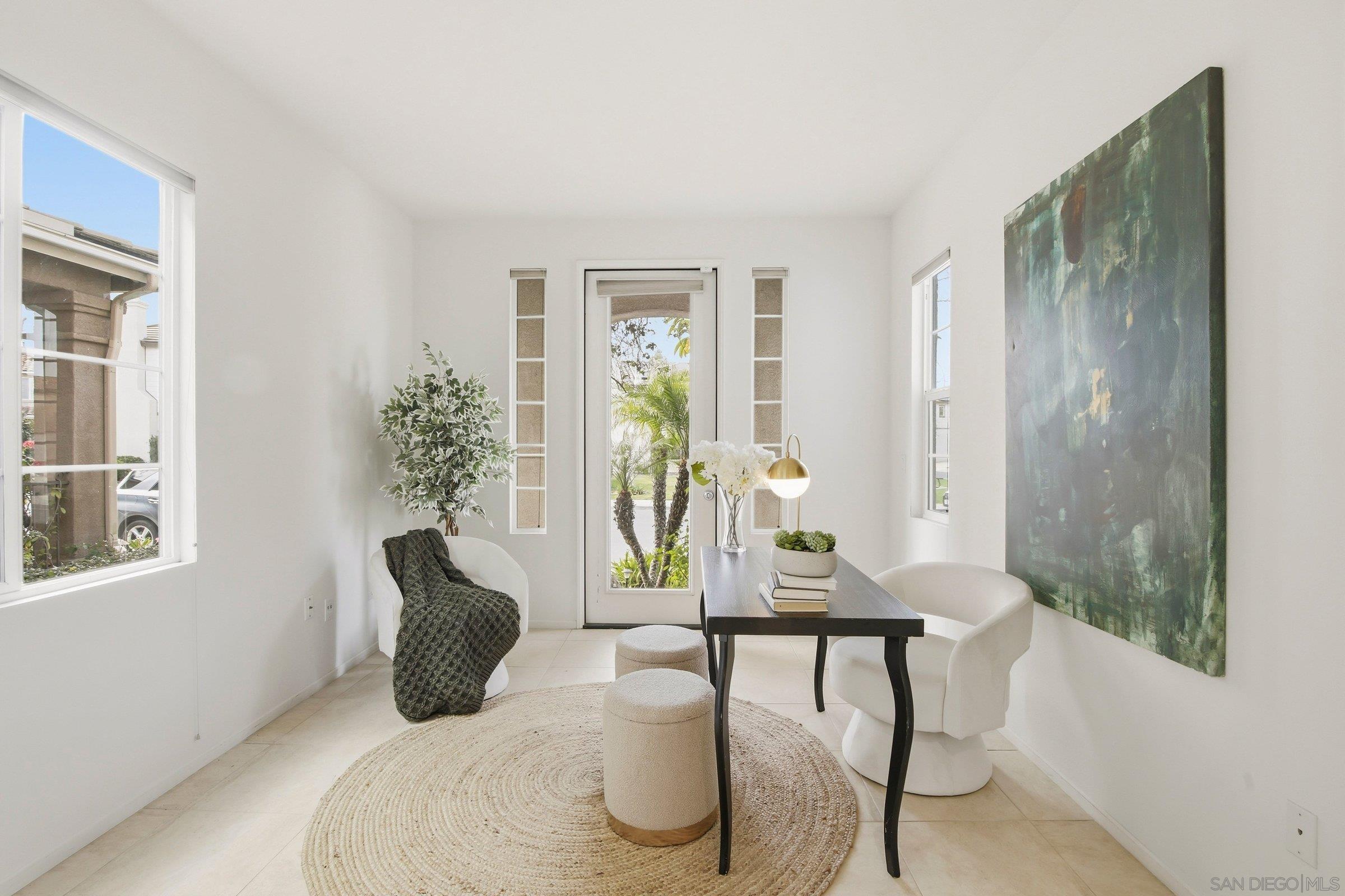 Detail Gallery Image 17 of 44 For 11369  Vista Elevada, San Diego,  CA 92131 - 4 Beds | 2/1 Baths