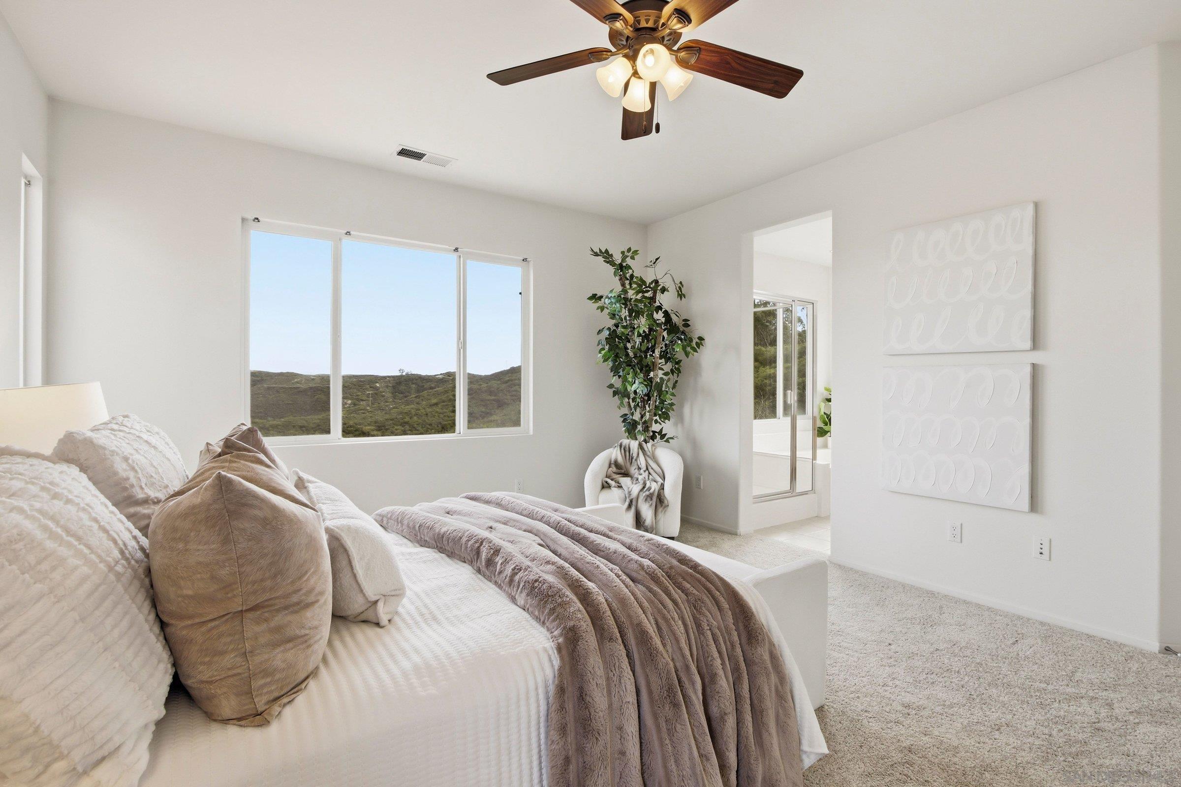 Detail Gallery Image 20 of 44 For 11369  Vista Elevada, San Diego,  CA 92131 - 4 Beds | 2/1 Baths