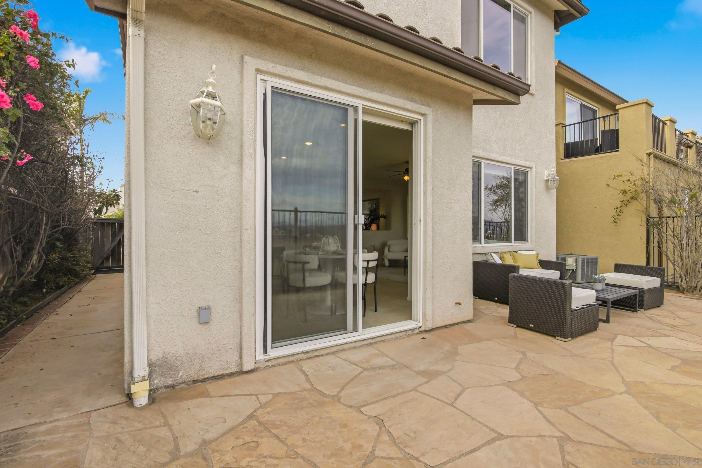 Detail Gallery Image 36 of 44 For 11369  Vista Elevada, San Diego,  CA 92131 - 4 Beds | 2/1 Baths