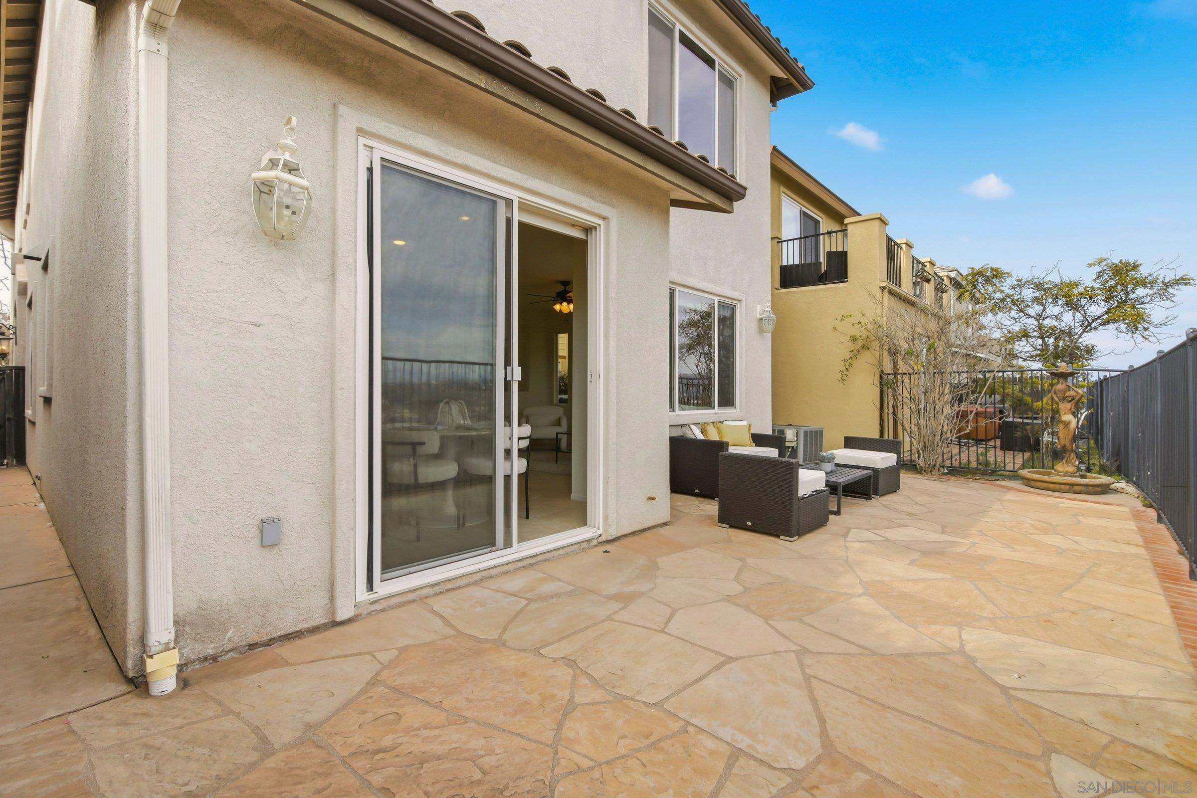 Detail Gallery Image 37 of 44 For 11369  Vista Elevada, San Diego,  CA 92131 - 4 Beds | 2/1 Baths