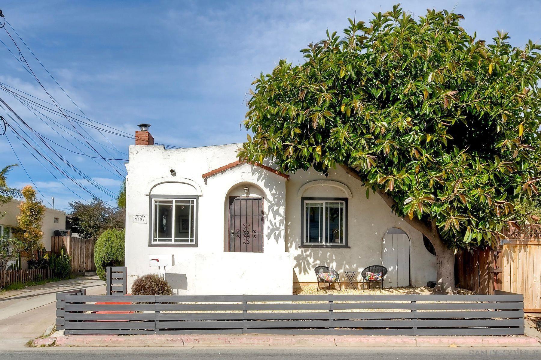 Detail Gallery Image 2 of 29 For 3224  Upas St, San Diego,  CA 92104 - 2 Beds | 1 Baths