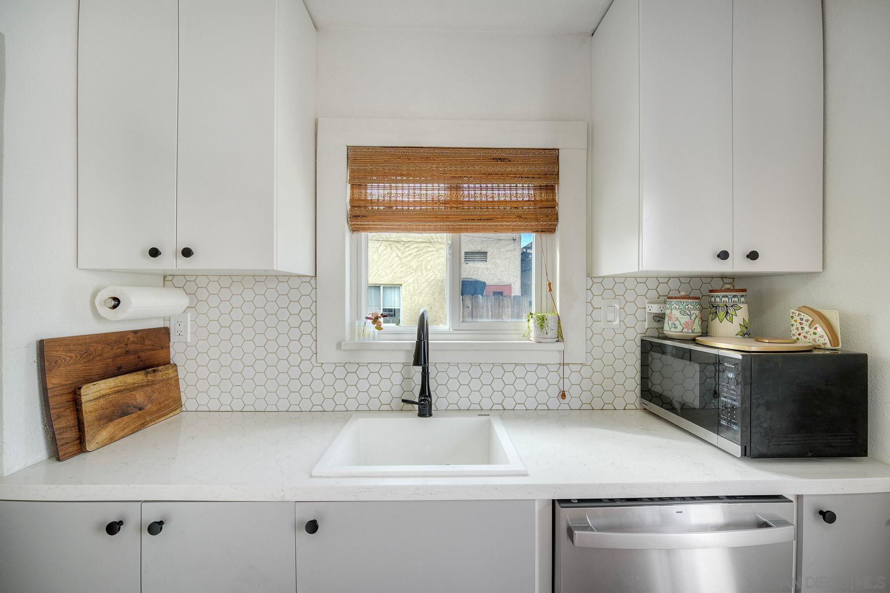 Detail Gallery Image 11 of 29 For 3224  Upas St, San Diego,  CA 92104 - 2 Beds | 1 Baths