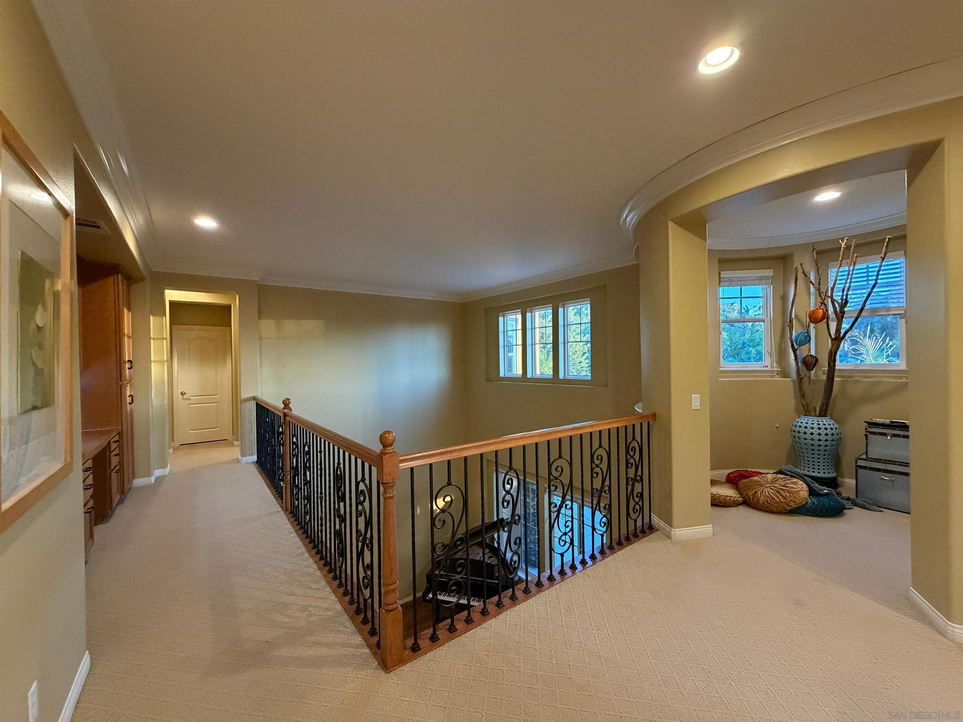 Detail Gallery Image 20 of 75 For 624  Ridgemont Cir, Escondido,  CA 92027 - 5 Beds | 4/1 Baths