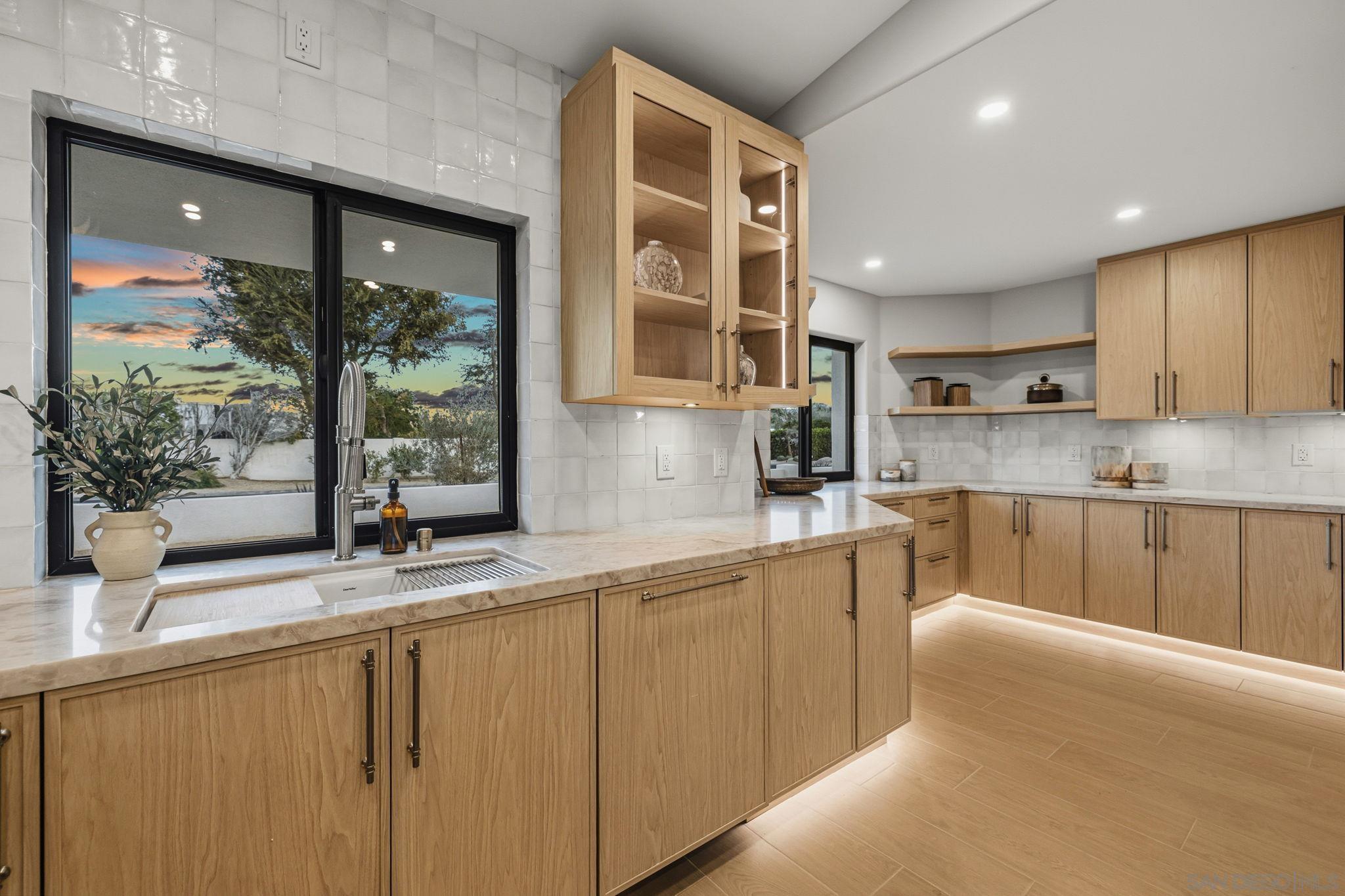 Detail Gallery Image 27 of 75 For 72400  Rancho Rd, Rancho Mirage,  CA 92270 - 5 Beds | 5 Baths