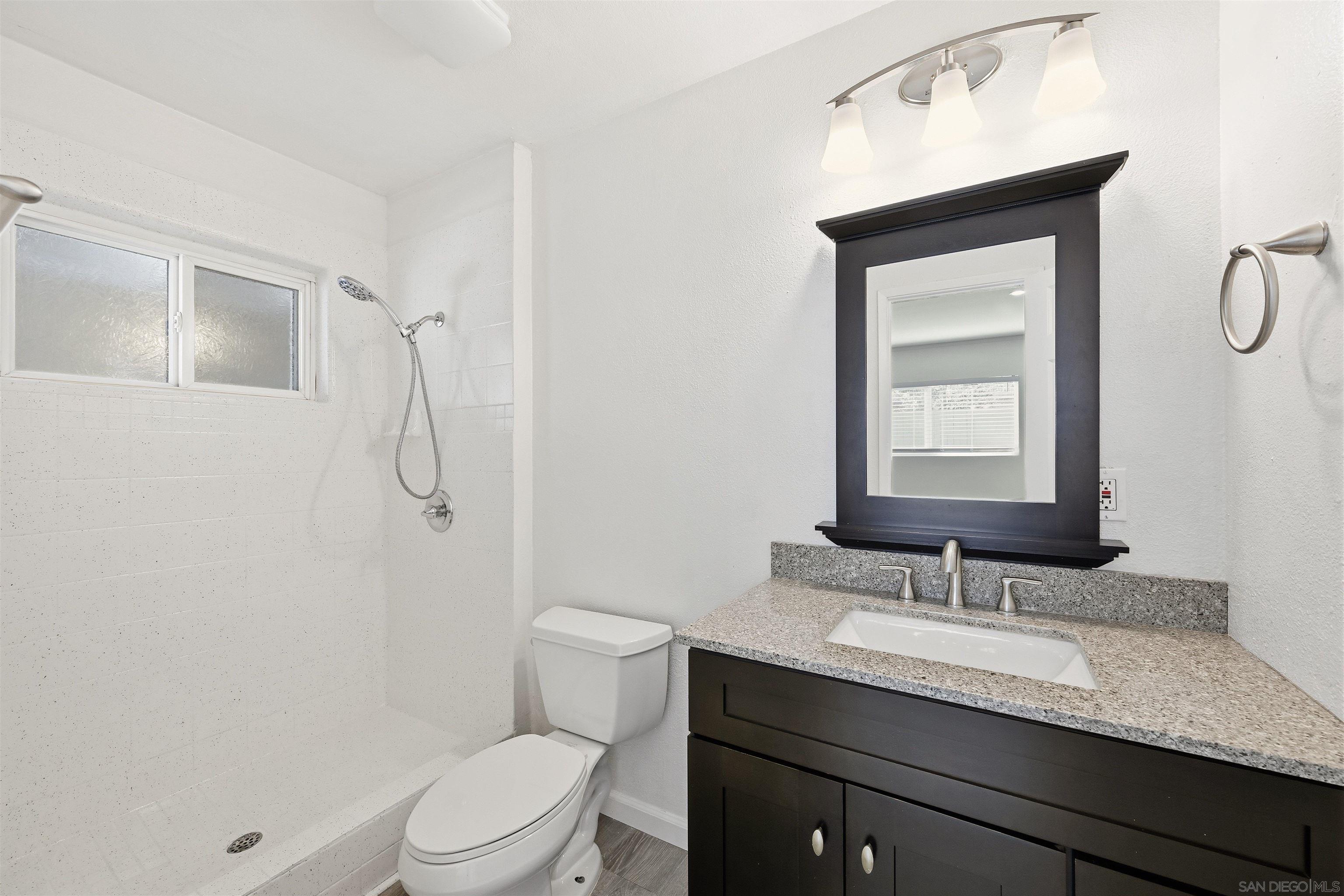 Detail Gallery Image 13 of 27 For 5253  Lewison Pl, San Diego,  CA 92120 - 3 Beds | 2 Baths