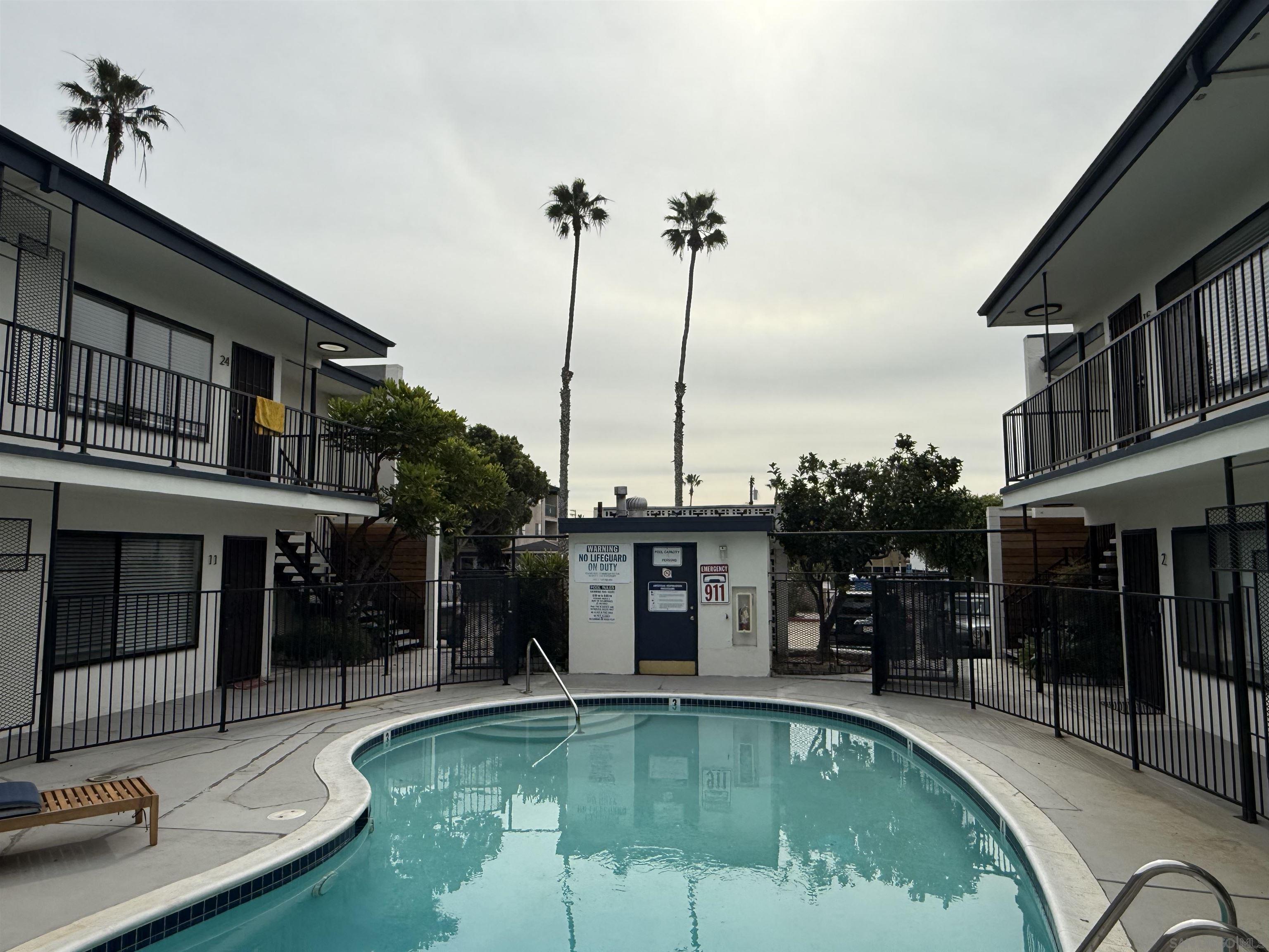 Detail Gallery Image 2 of 2 For 930  Felspar St, San Diego,  CA 92109 - – Beds | – Baths