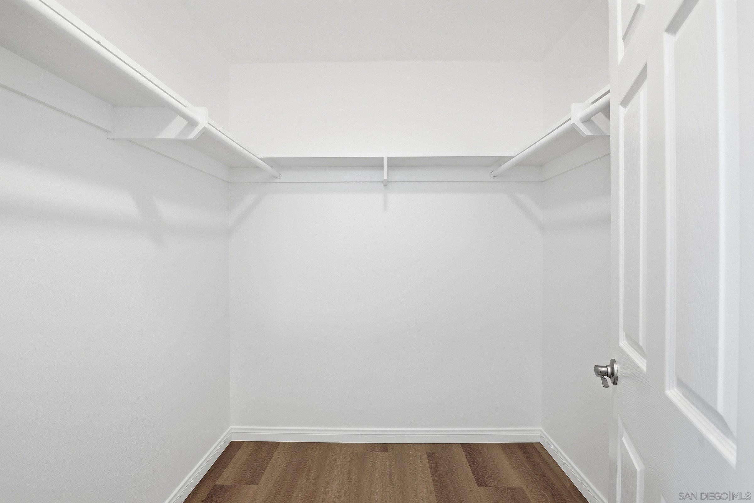 Detail Gallery Image 26 of 39 For 4224  Governor Dr, San Diego,  CA 92122 - 3 Beds | 2 Baths