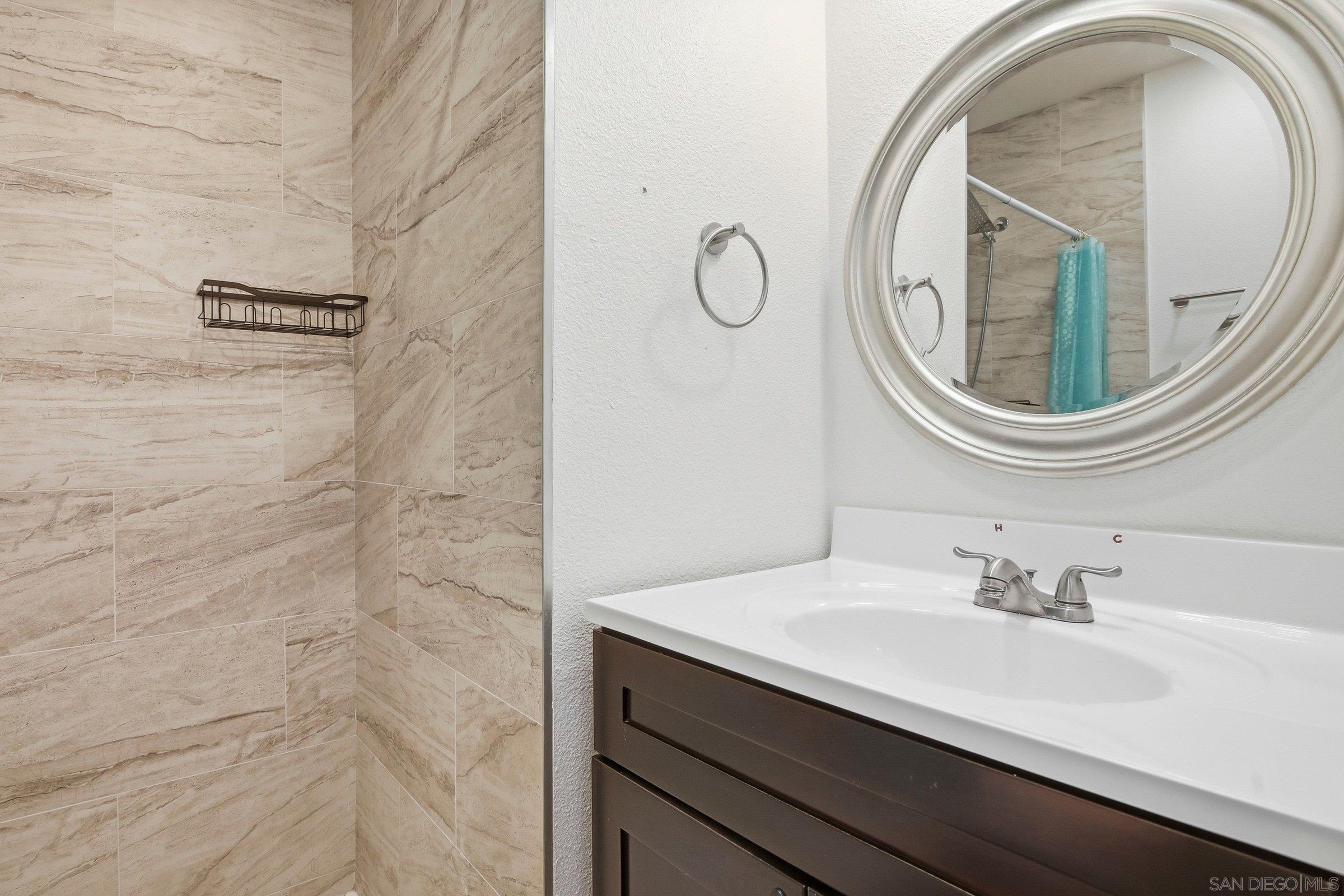 Detail Gallery Image 36 of 39 For 4224  Governor Dr, San Diego,  CA 92122 - 3 Beds | 2 Baths