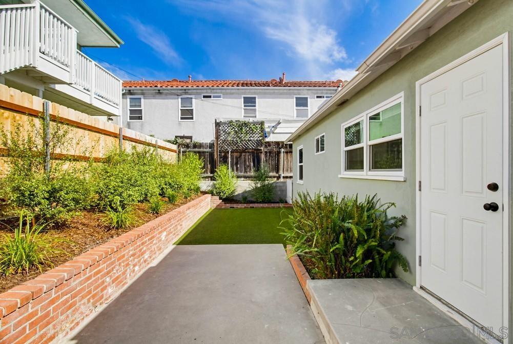 Detail Gallery Image 22 of 24 For 1852  Chalcedony St, San Diego,  CA 92109 - 3 Beds | 1 Baths