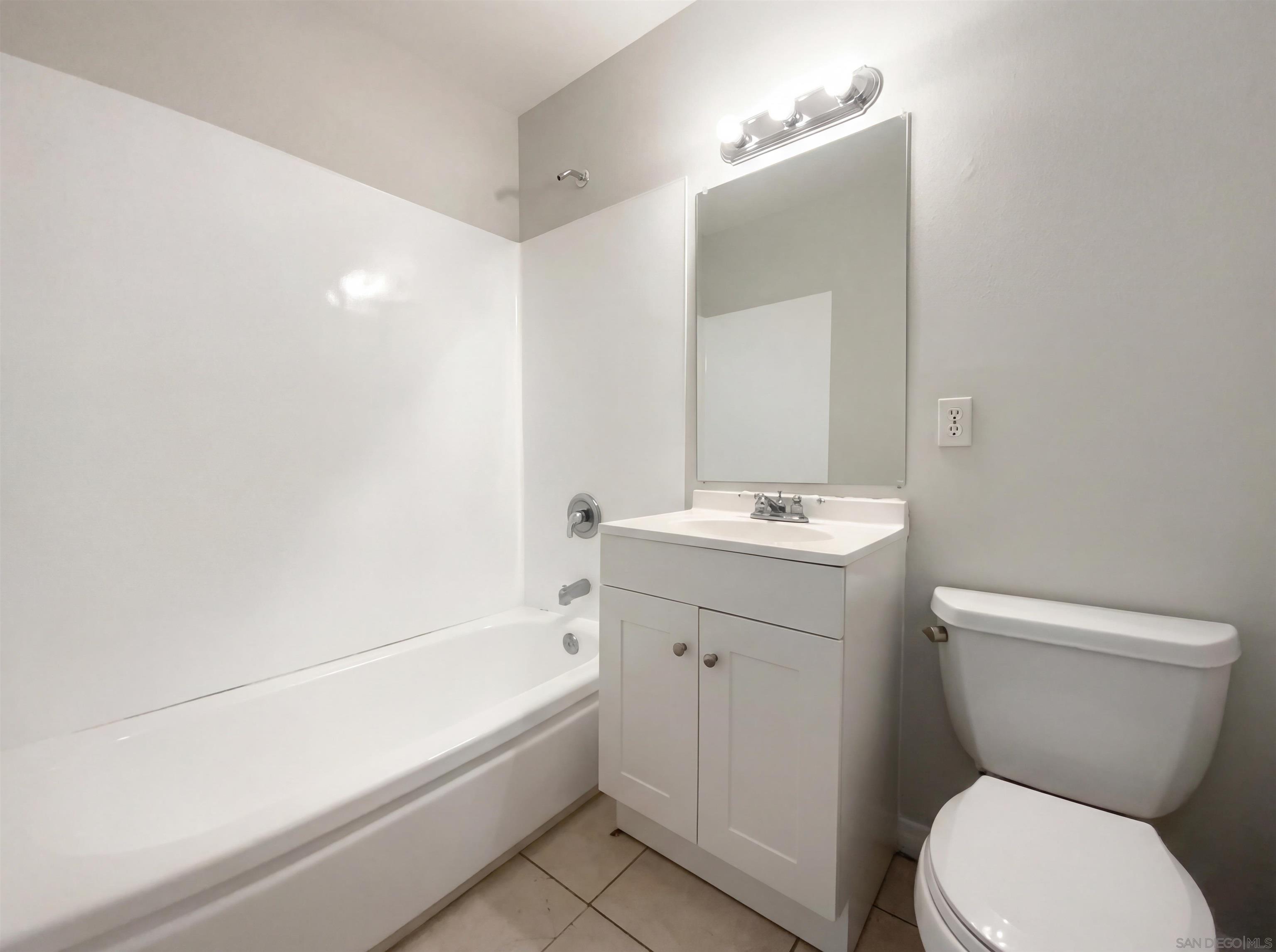 Detail Gallery Image 12 of 17 For 896  Salina St, El Cajon,  CA 92020 - 3 Beds | 2 Baths