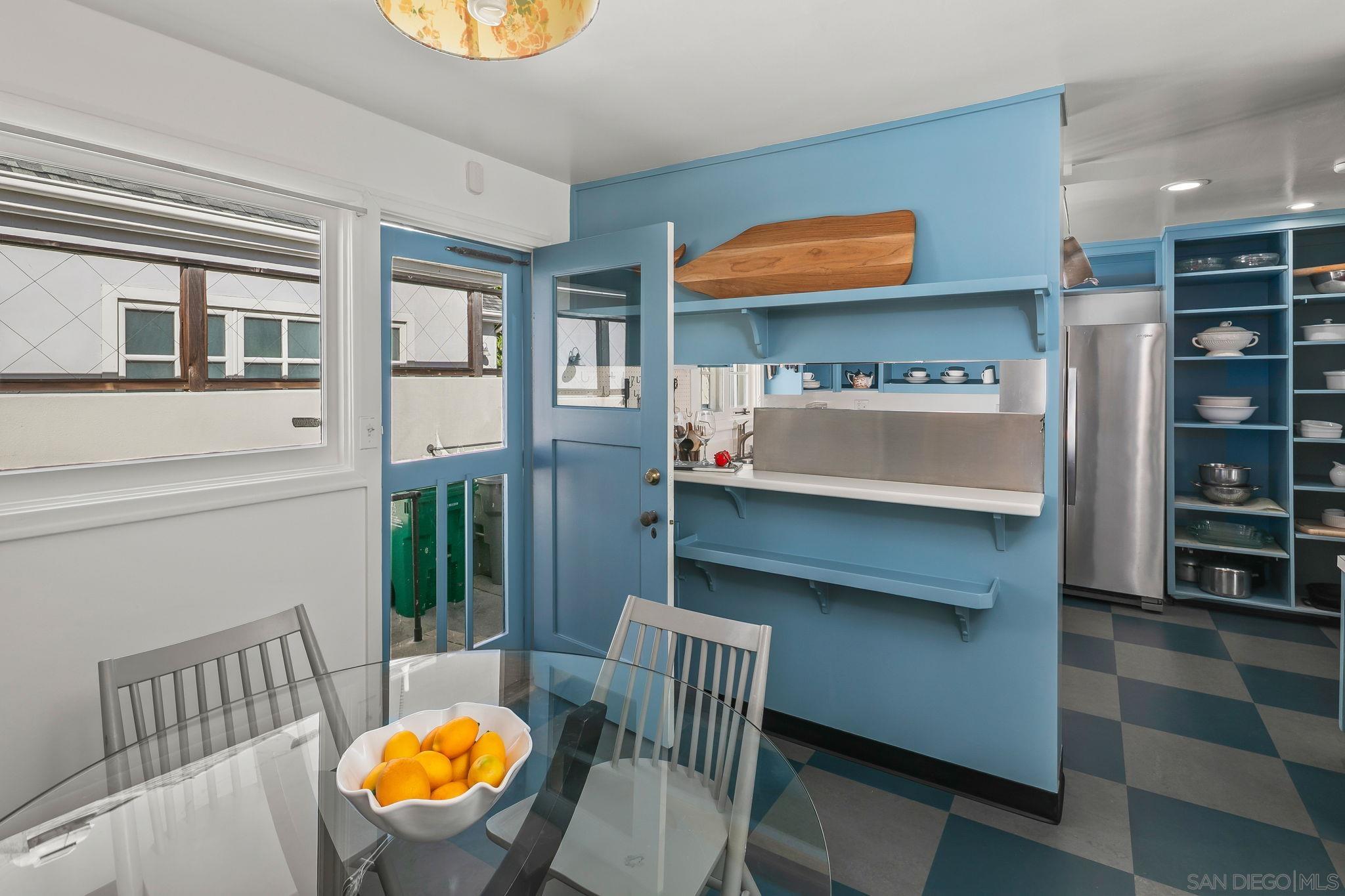 Detail Gallery Image 21 of 49 For 7227  Olivetas Ave, La Jolla,  CA 92037 - 4 Beds | 3 Baths