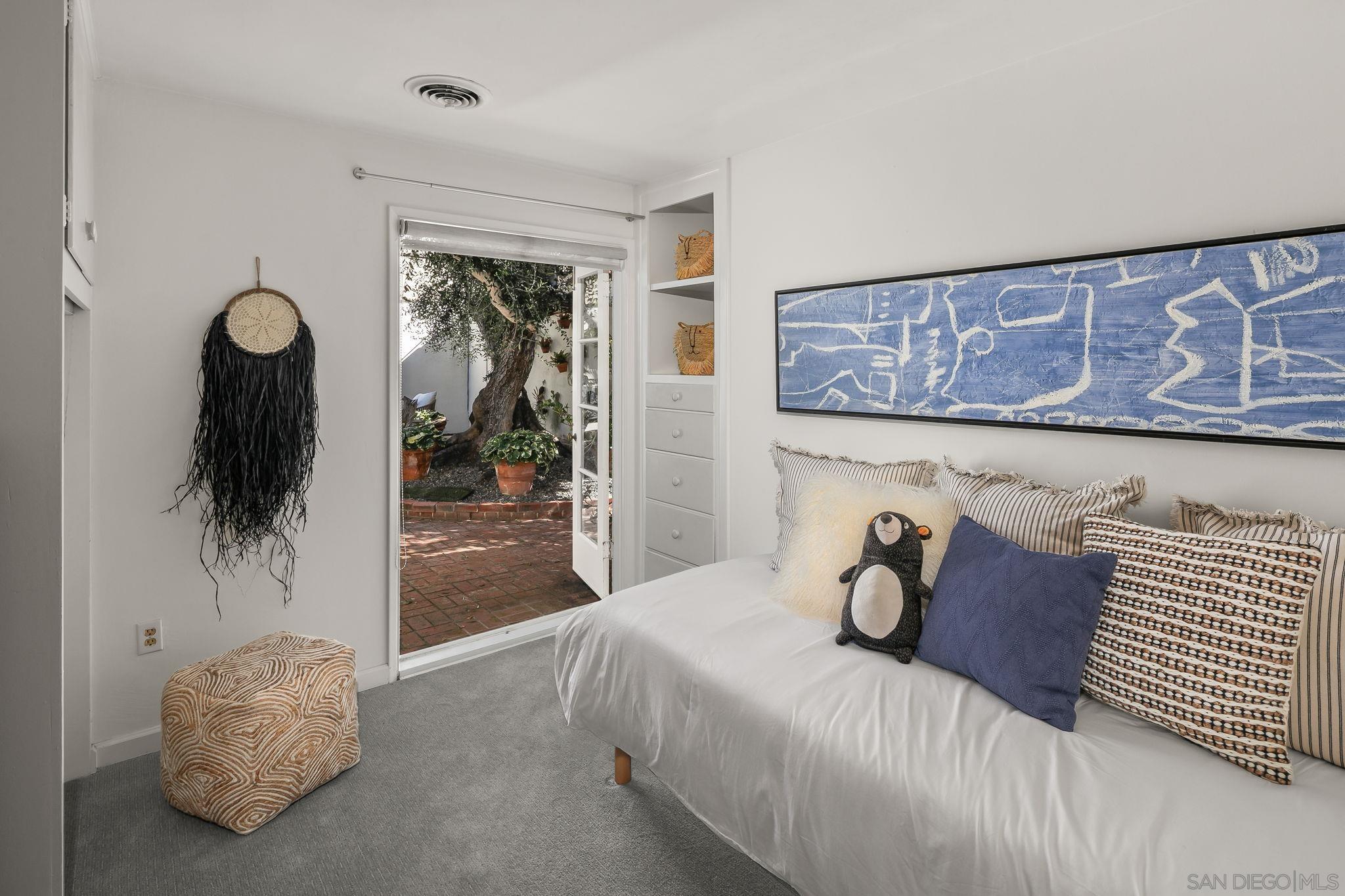 Detail Gallery Image 27 of 49 For 7227  Olivetas Ave, La Jolla,  CA 92037 - 4 Beds | 3 Baths