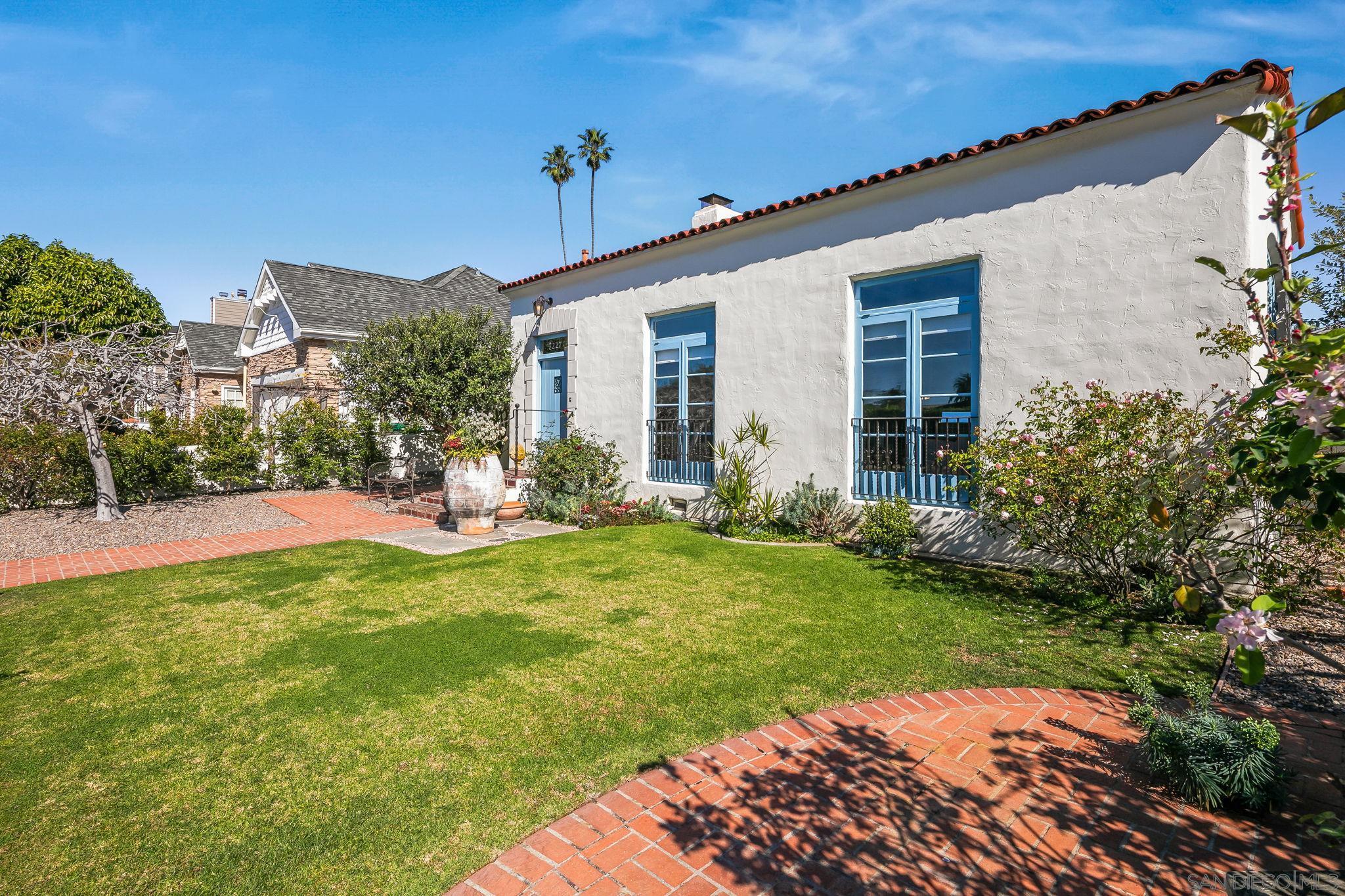 Detail Gallery Image 37 of 49 For 7227  Olivetas Ave, La Jolla,  CA 92037 - 4 Beds | 3 Baths