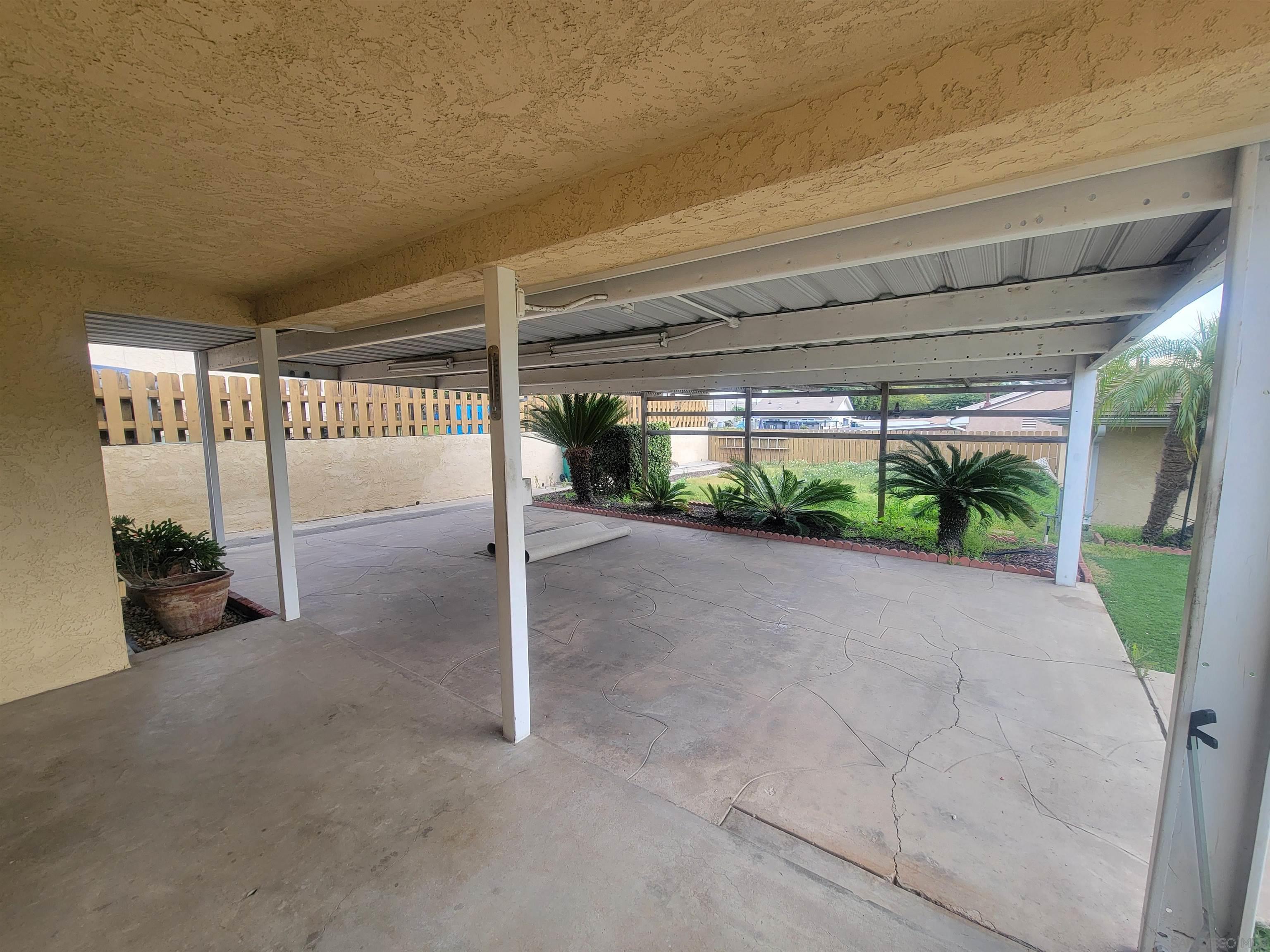 Detail Gallery Image 3 of 7 For 6055  48th St, San Diego,  CA 92120 - 3 Beds | 1 Baths