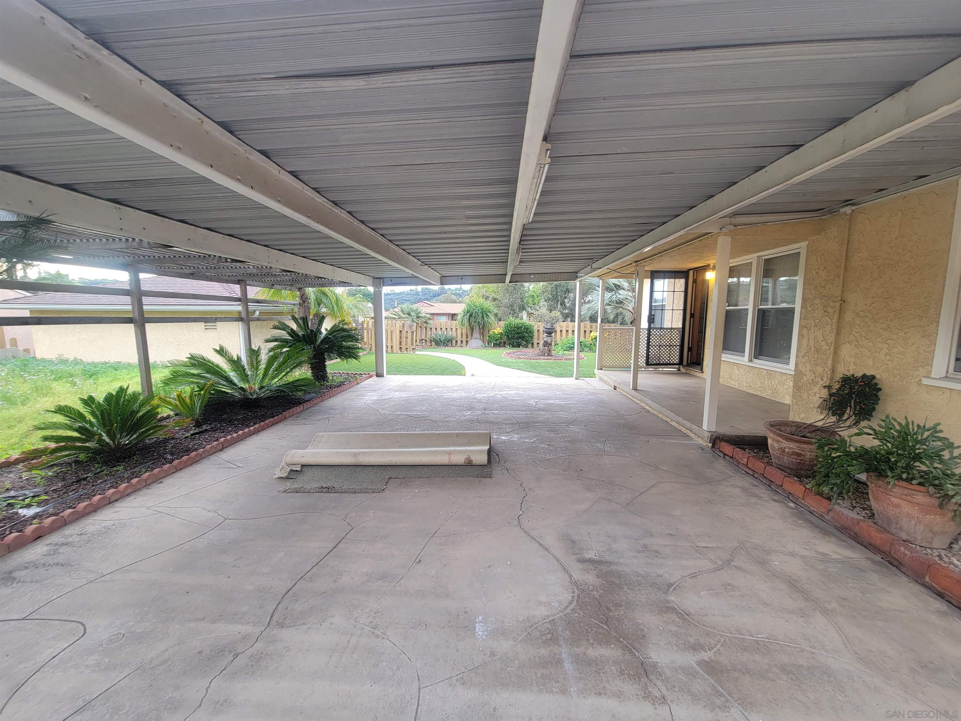 Detail Gallery Image 4 of 7 For 6055  48th St, San Diego,  CA 92120 - 3 Beds | 1 Baths