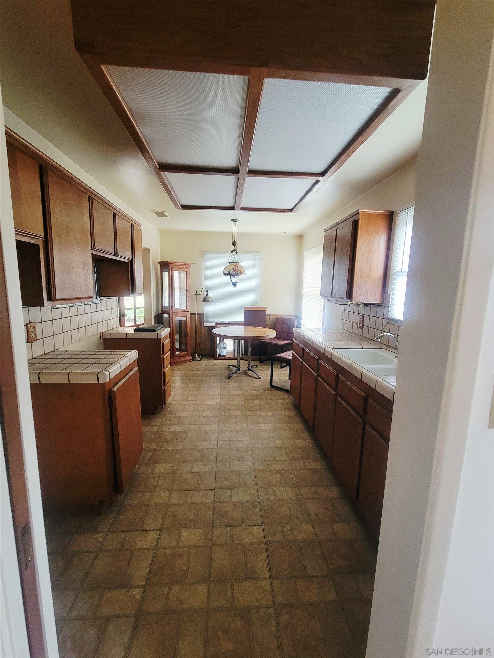 Detail Gallery Image 7 of 7 For 6055  48th St, San Diego,  CA 92120 - 3 Beds | 1 Baths