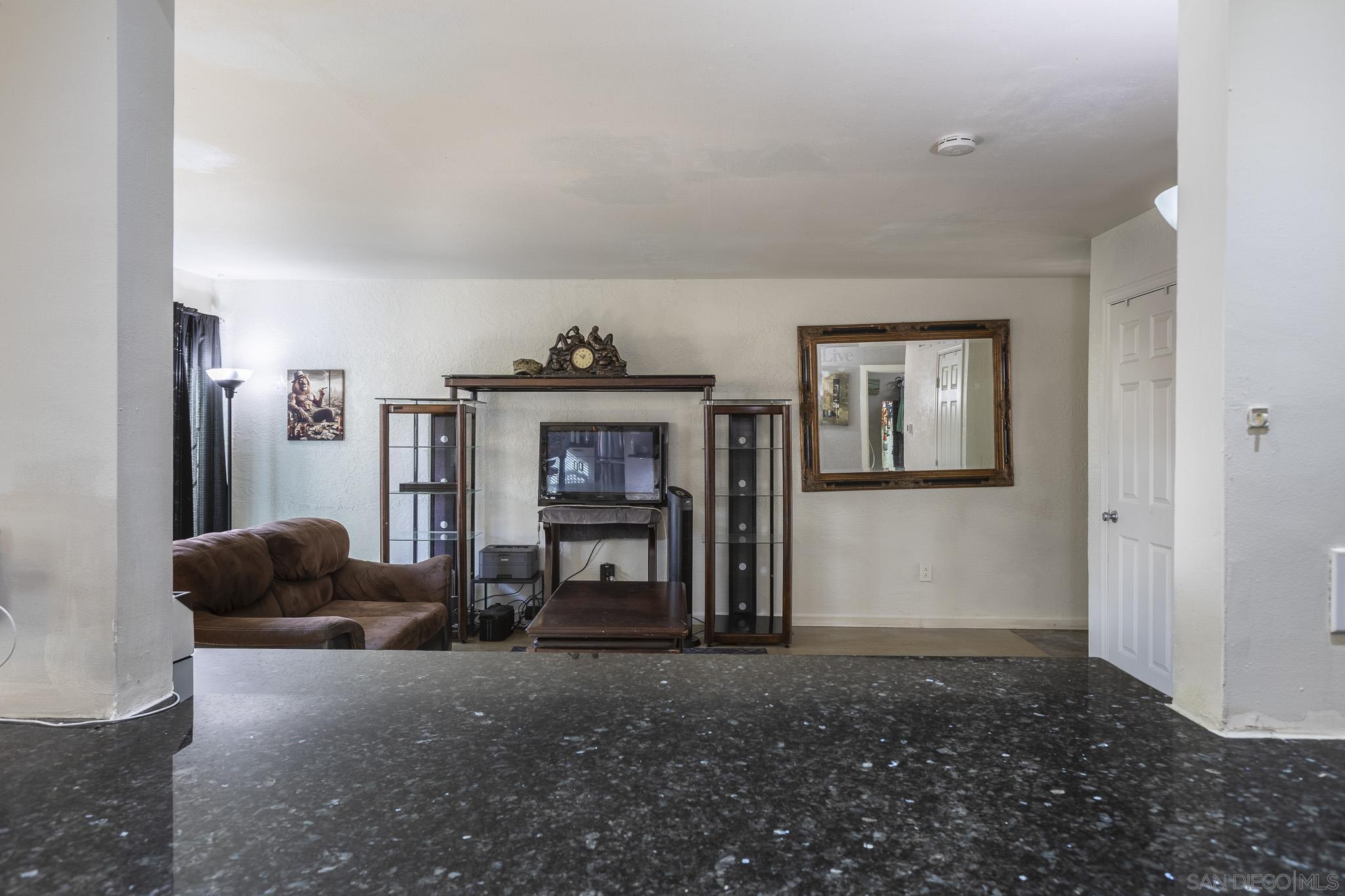 Detail Gallery Image 11 of 36 For 2531  Caminito Hiedra, San Diego,  CA 92154 - 4 Beds | 2 Baths