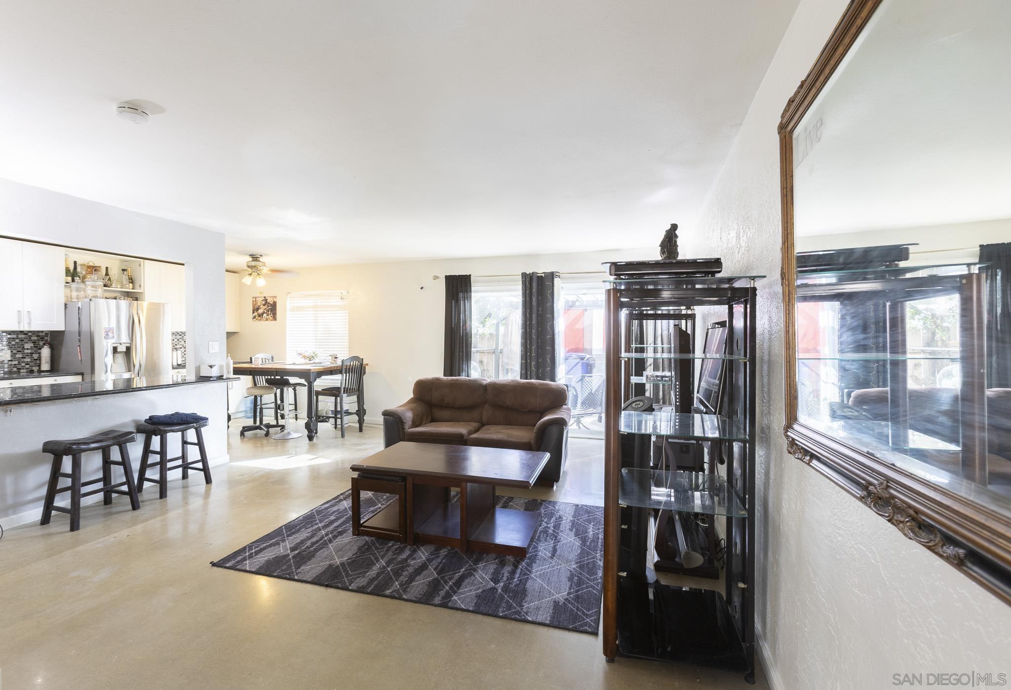 Detail Gallery Image 3 of 36 For 2531  Caminito Hiedra, San Diego,  CA 92154 - 4 Beds | 2 Baths