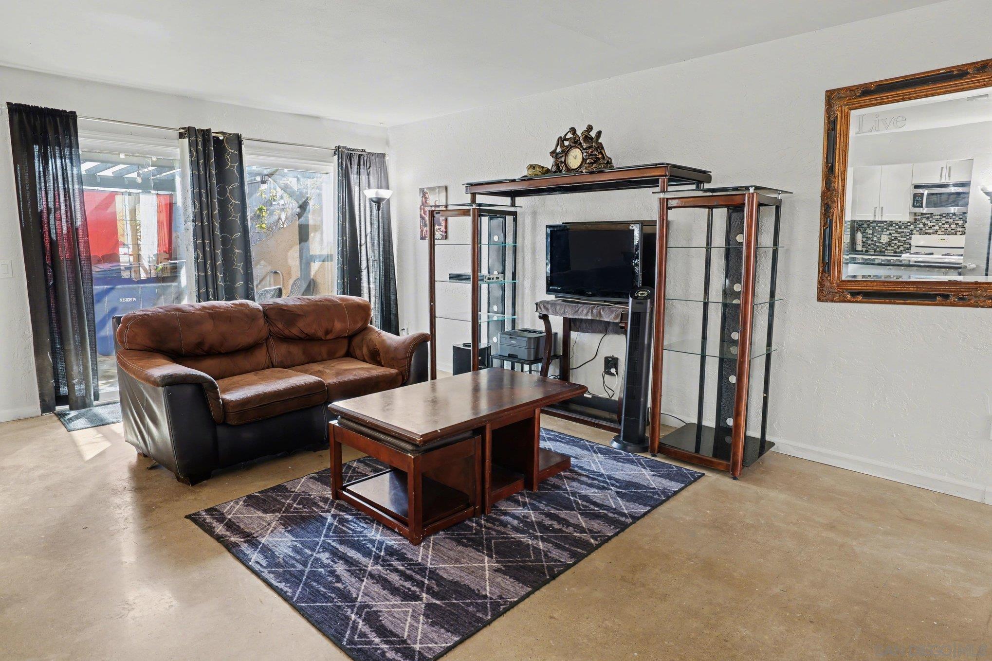 Detail Gallery Image 5 of 36 For 2531  Caminito Hiedra, San Diego,  CA 92154 - 4 Beds | 2 Baths