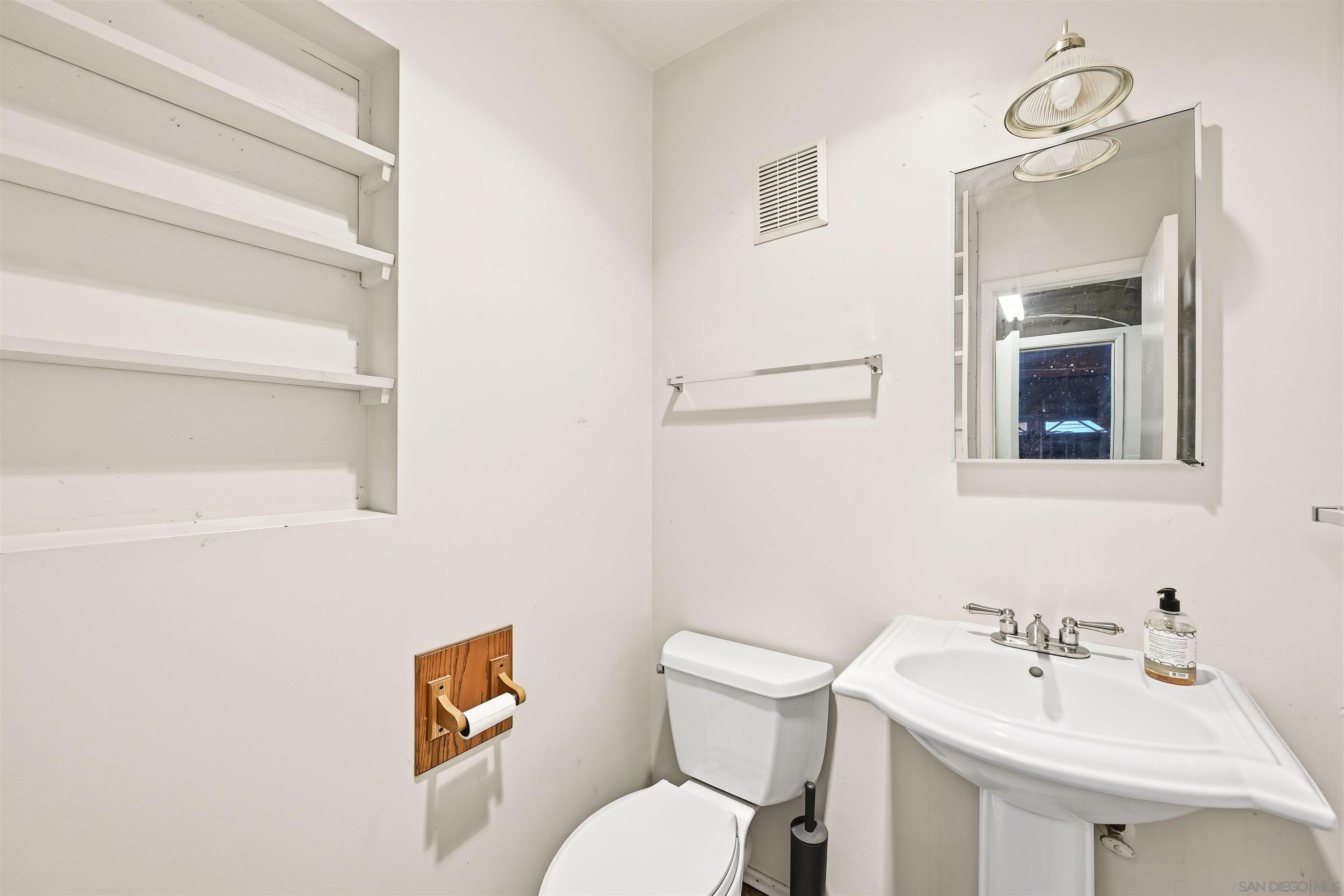 Detail Gallery Image 23 of 36 For 8615  Mariposa St, La Mesa,  CA 91941 - 4 Beds | 2/1 Baths