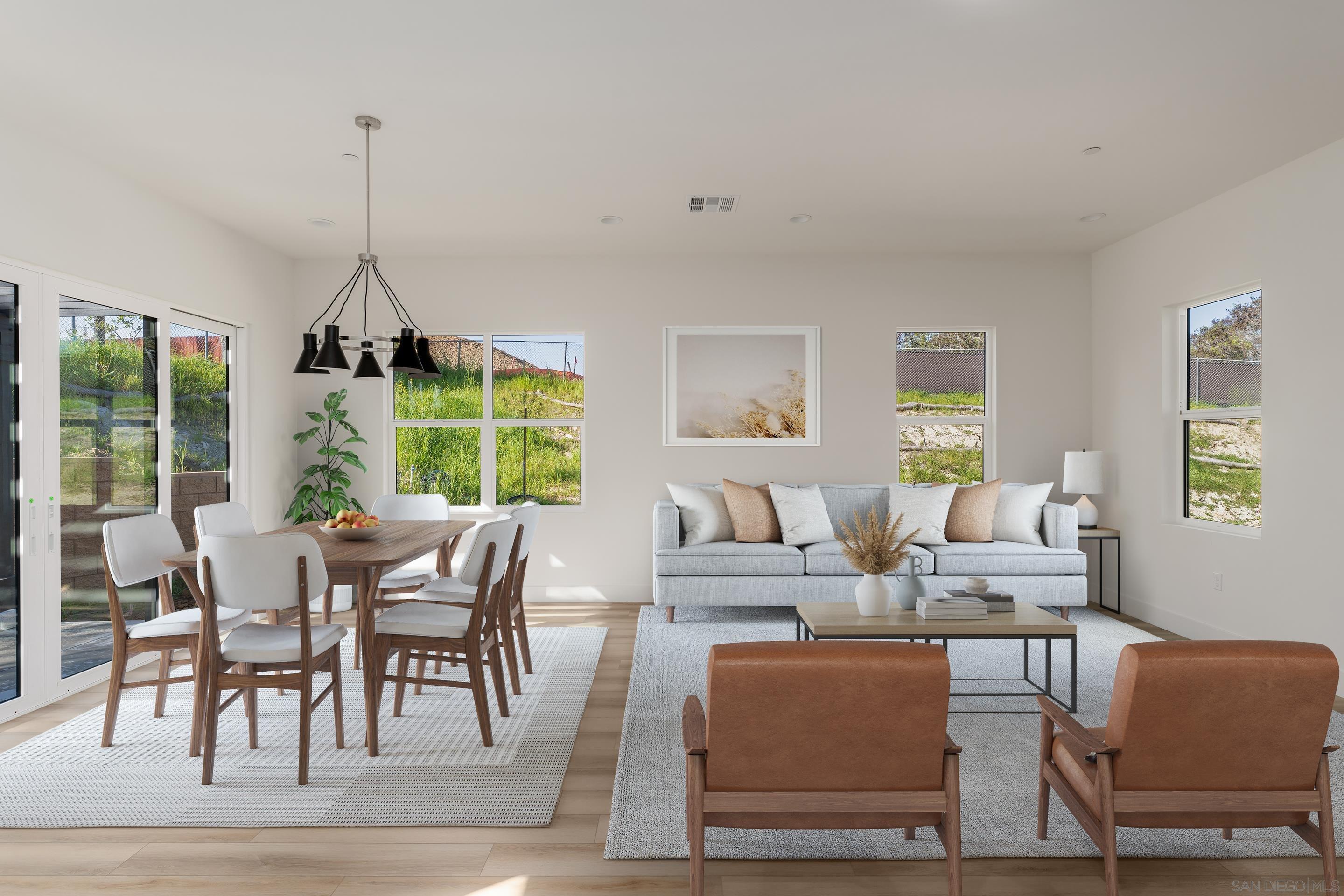 Detail Gallery Image 5 of 40 For 702  Passion Court, Vista,  CA 92083 - 3 Beds | 3 Baths