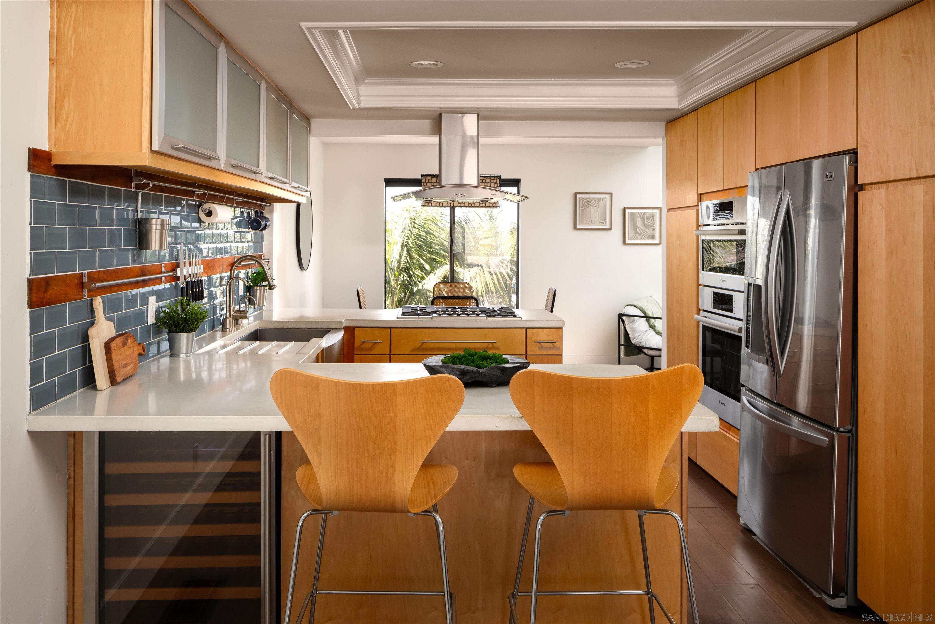 Detail Gallery Image 12 of 39 For 698  Hygeia Ave, Encinitas,  CA 92024 - 3 Beds | 2/1 Baths