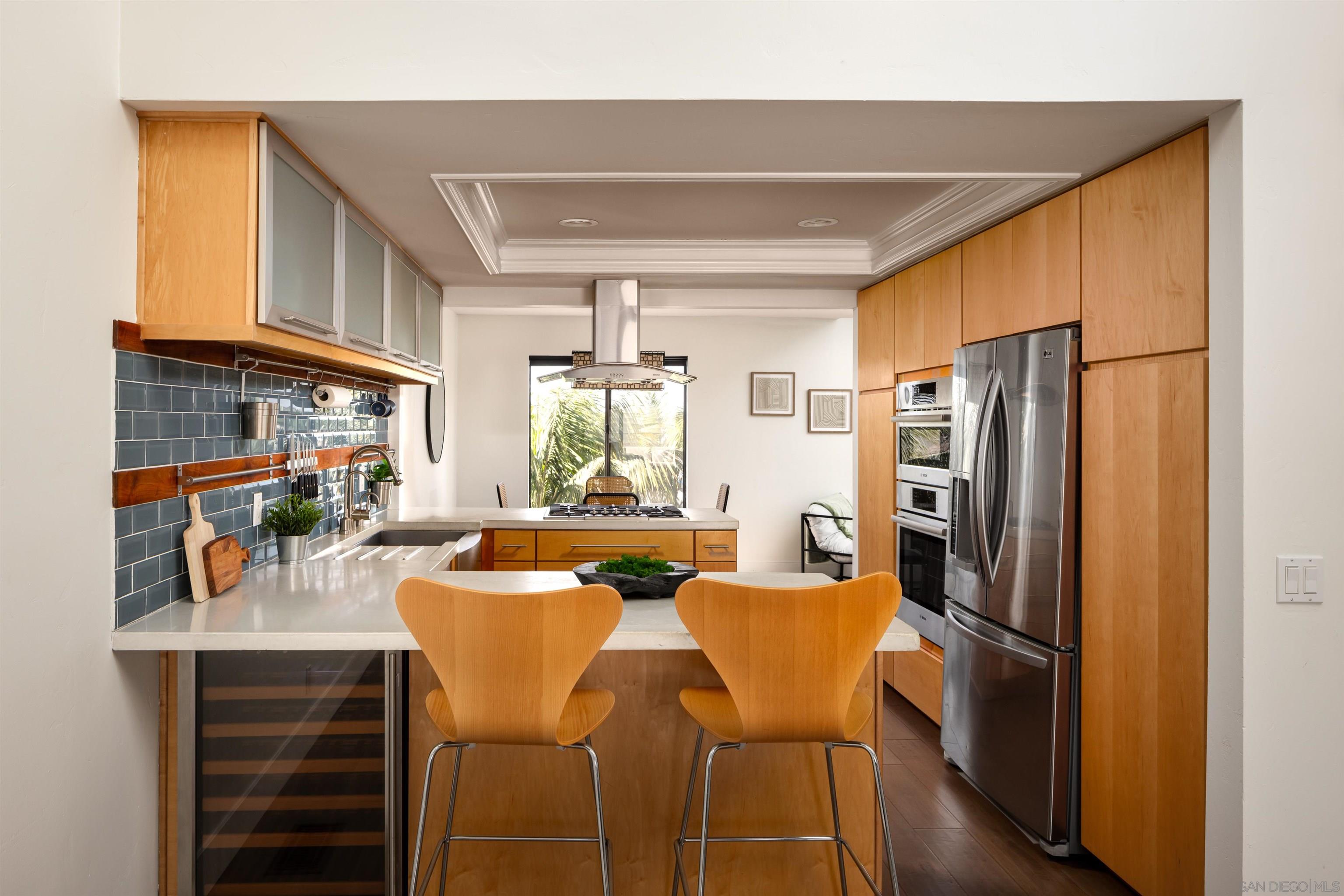 Detail Gallery Image 13 of 39 For 698  Hygeia Ave, Encinitas,  CA 92024 - 3 Beds | 2/1 Baths