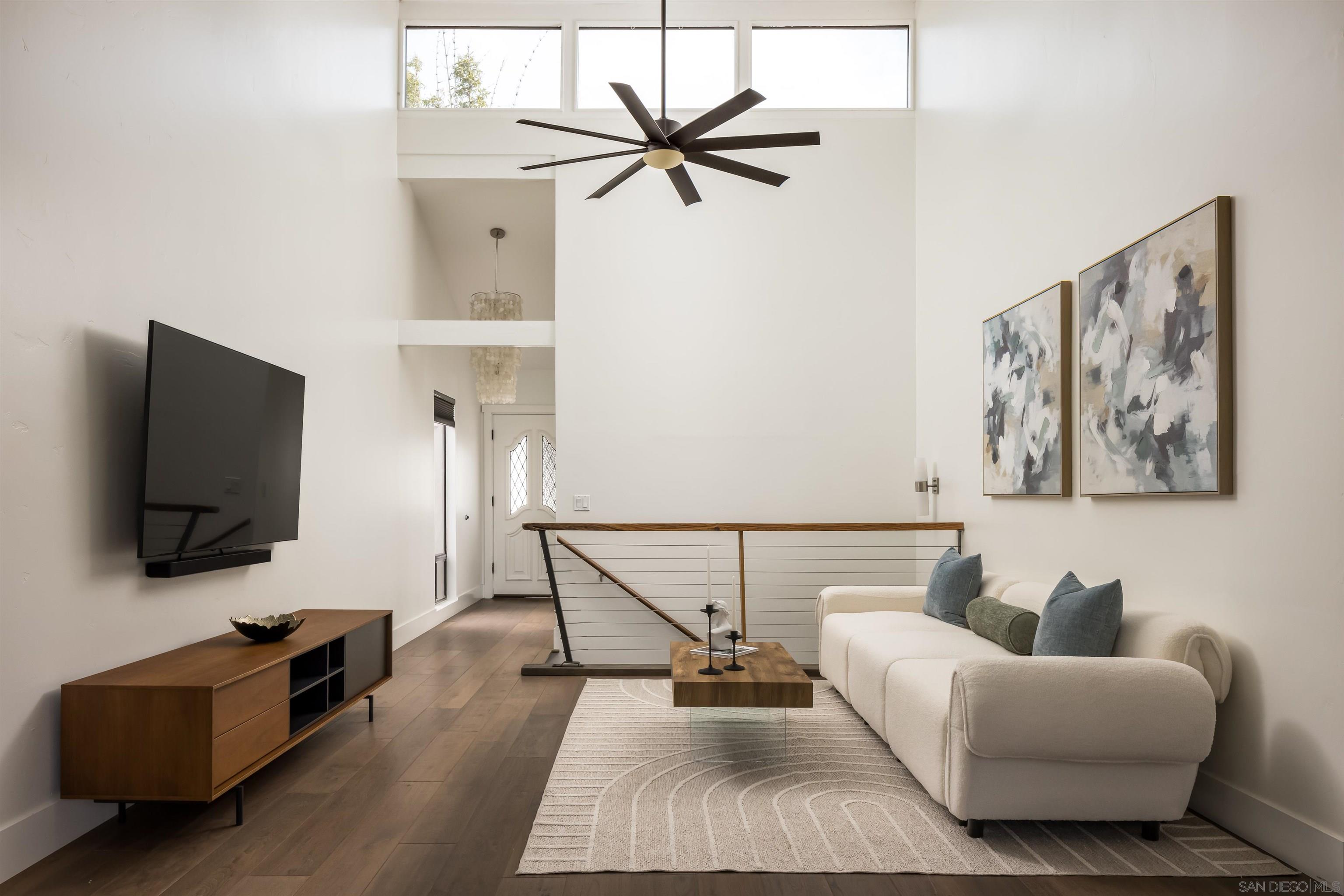 Detail Gallery Image 3 of 39 For 698  Hygeia Ave, Encinitas,  CA 92024 - 3 Beds | 2/1 Baths