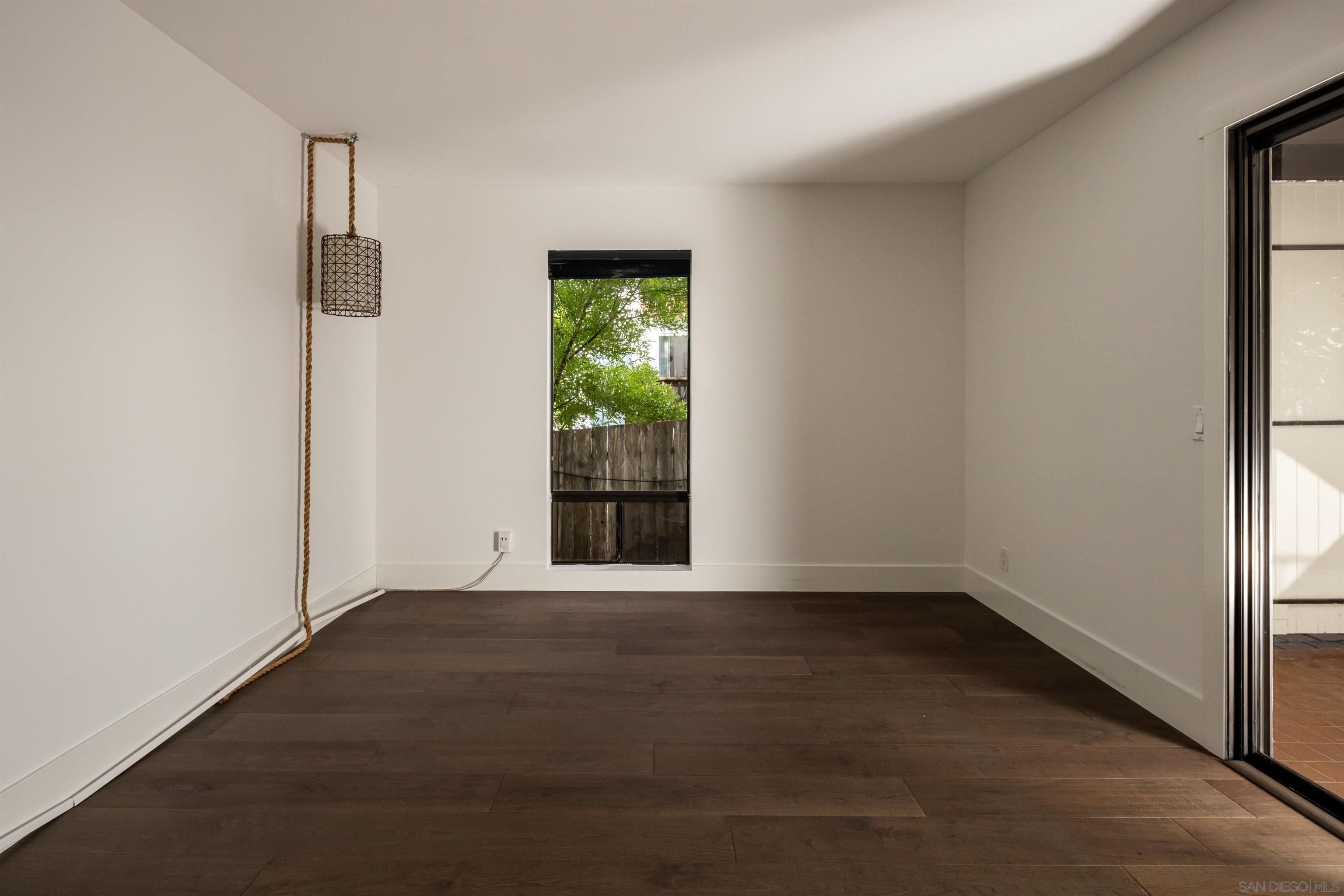 Detail Gallery Image 25 of 39 For 698  Hygeia Ave, Encinitas,  CA 92024 - 3 Beds | 2/1 Baths