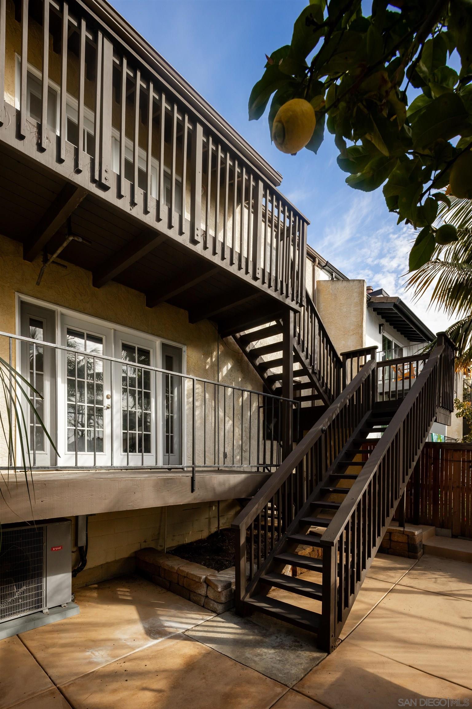 Detail Gallery Image 32 of 39 For 698  Hygeia Ave, Encinitas,  CA 92024 - 3 Beds | 2/1 Baths