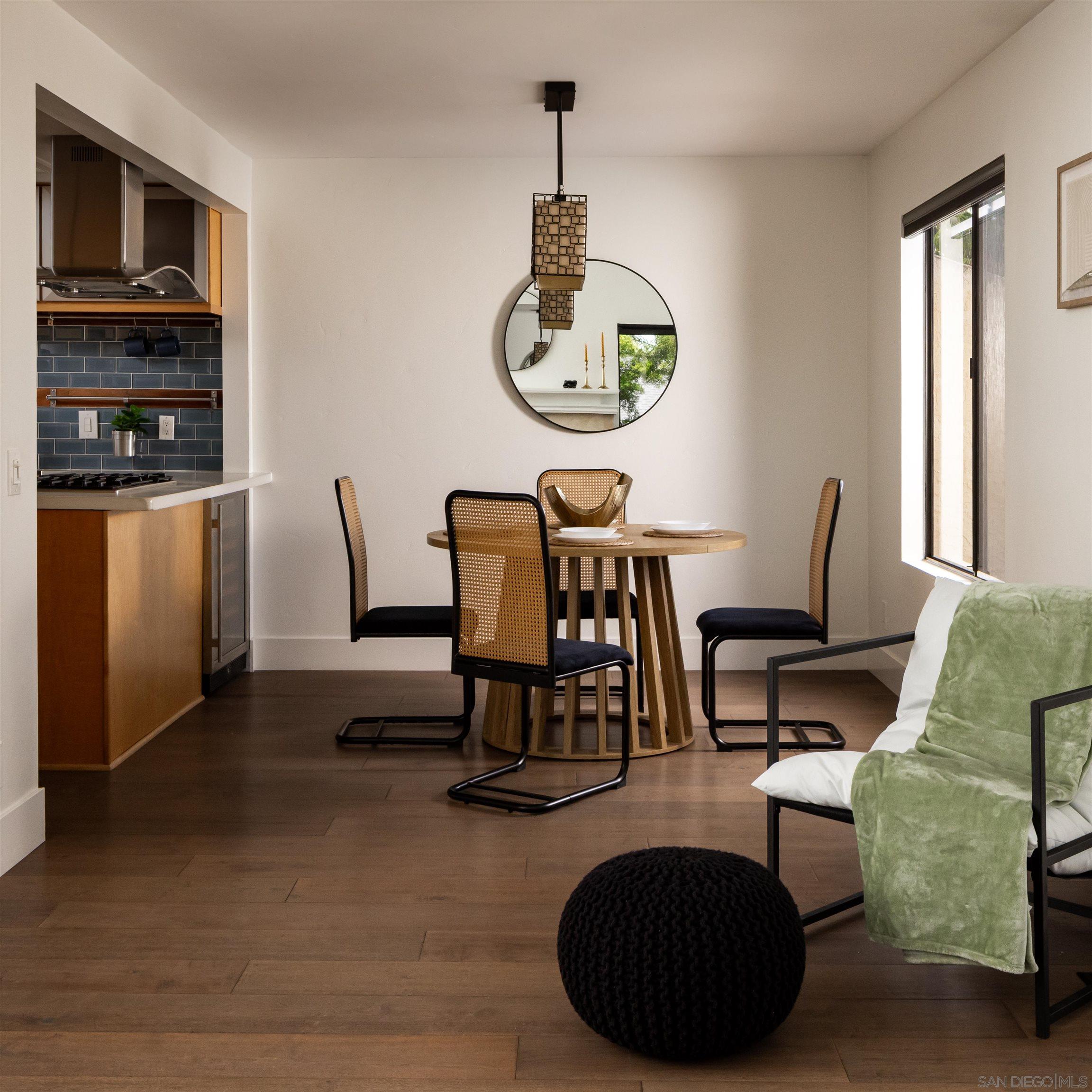 Detail Gallery Image 6 of 39 For 698  Hygeia Ave, Encinitas,  CA 92024 - 3 Beds | 2/1 Baths