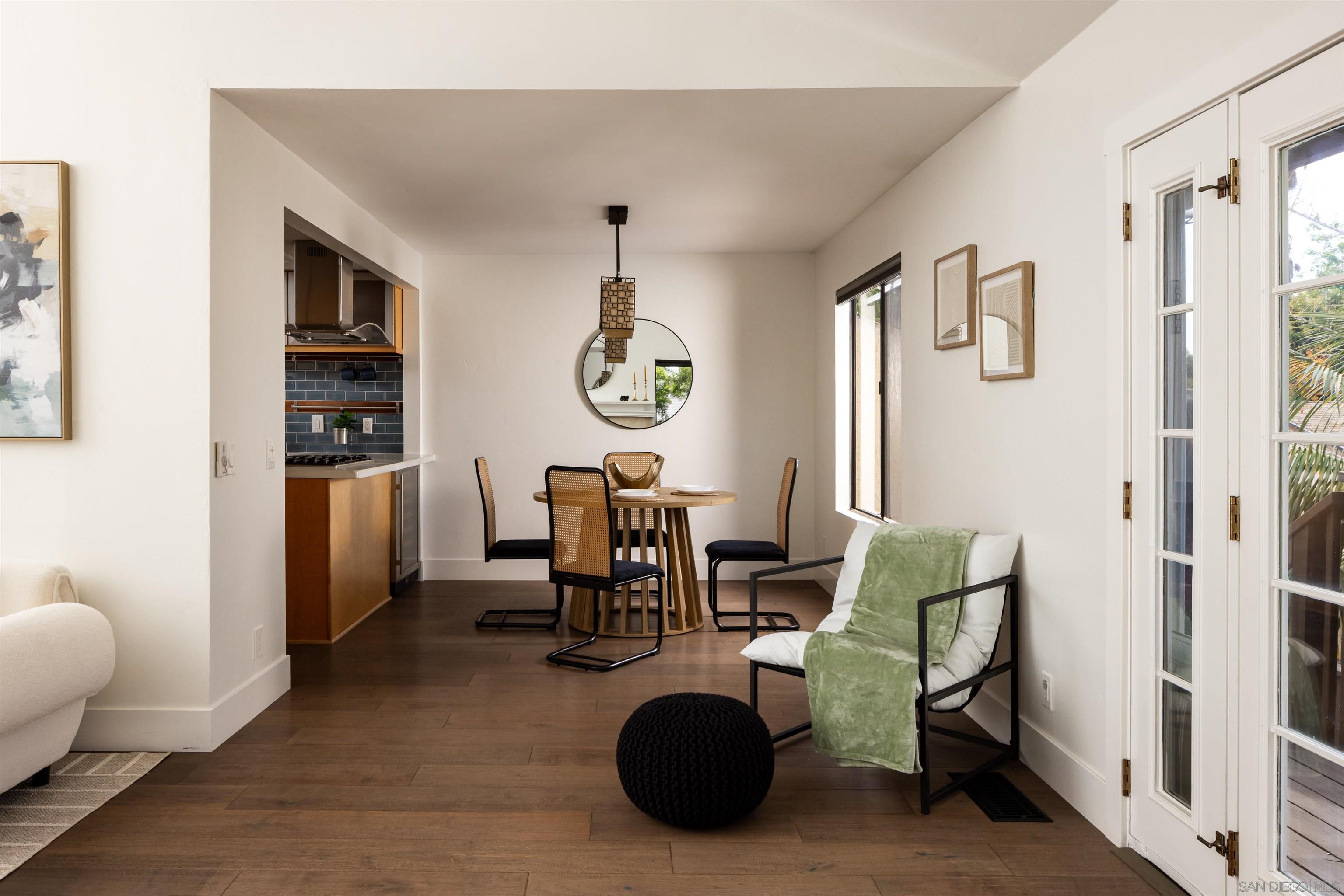 Detail Gallery Image 7 of 39 For 698  Hygeia Ave, Encinitas,  CA 92024 - 3 Beds | 2/1 Baths