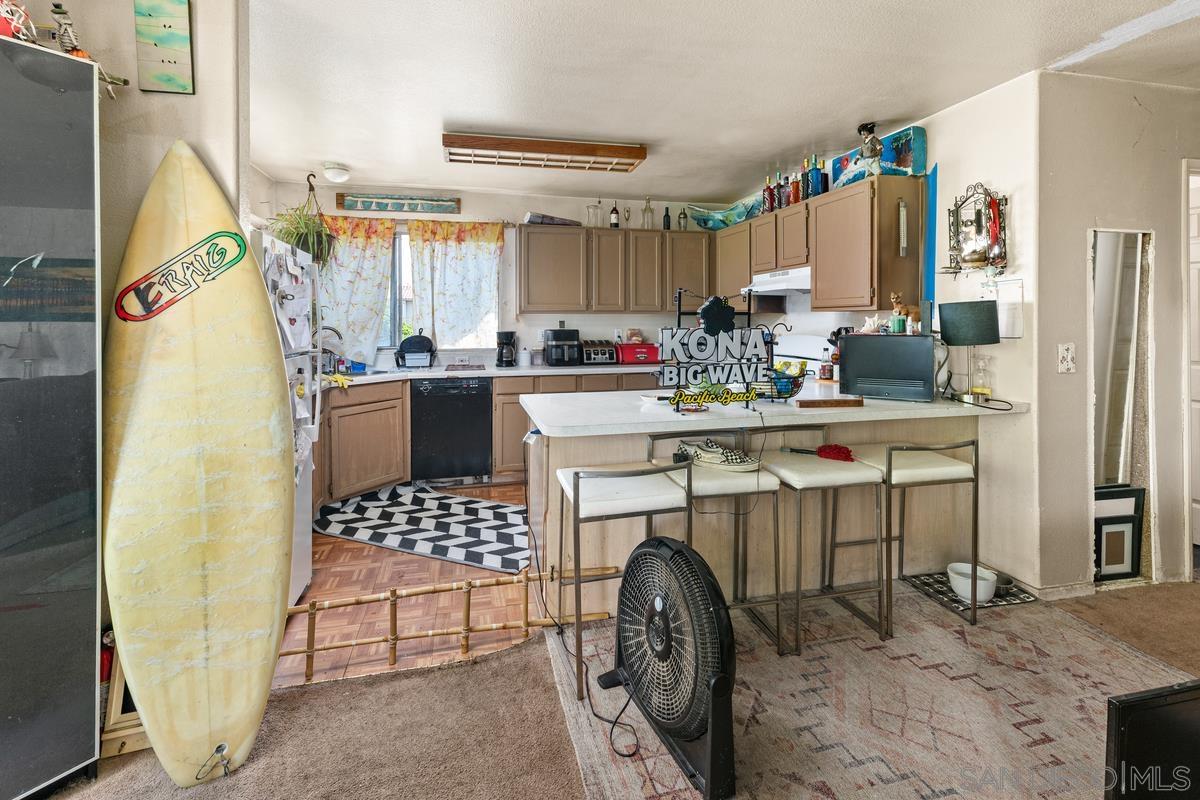 Detail Gallery Image 24 of 51 For 1956  Pacific Beach Dr, San Diego,  CA 92109 - – Beds | – Baths