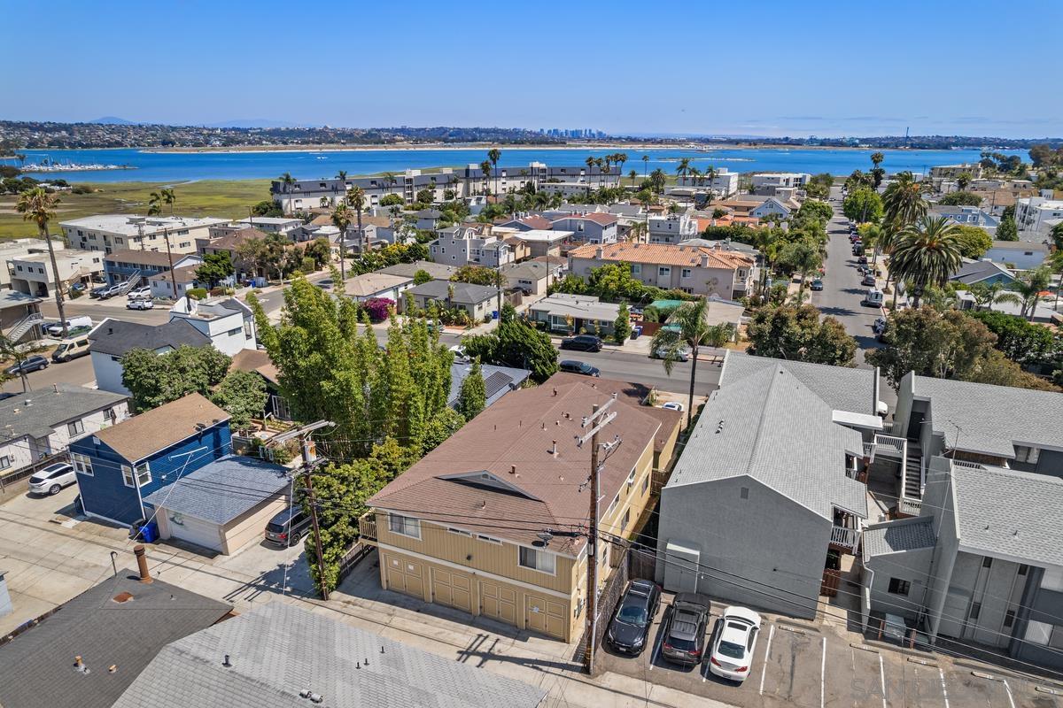 Detail Gallery Image 7 of 51 For 1956  Pacific Beach Dr, San Diego,  CA 92109 - – Beds | – Baths